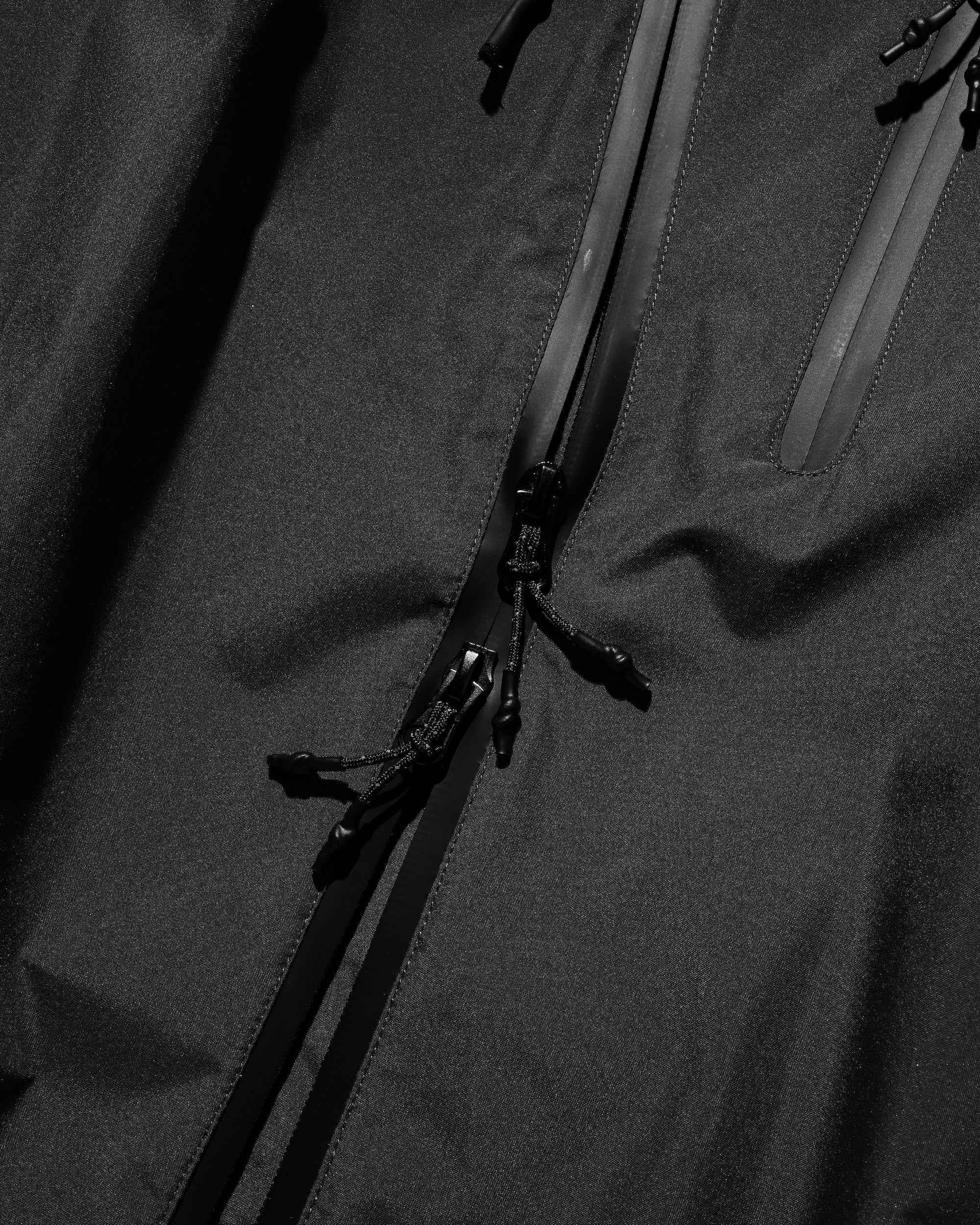 +phenix WINDSTOPPER® by GORE-TEX LABS CITY MOUNTAIN JACKET (BLACK)