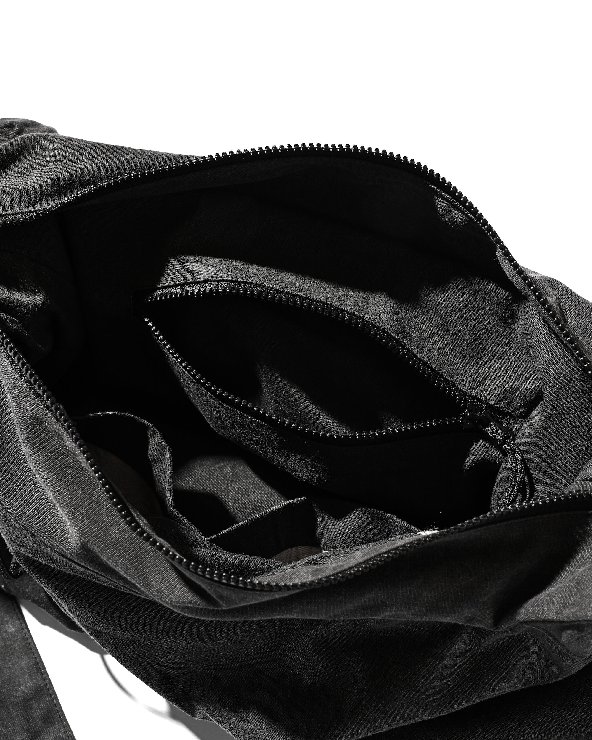 【8.30 SAT 20:00- IN STOCK】VINTAGE DYED FUTURE BAG (BLACK)