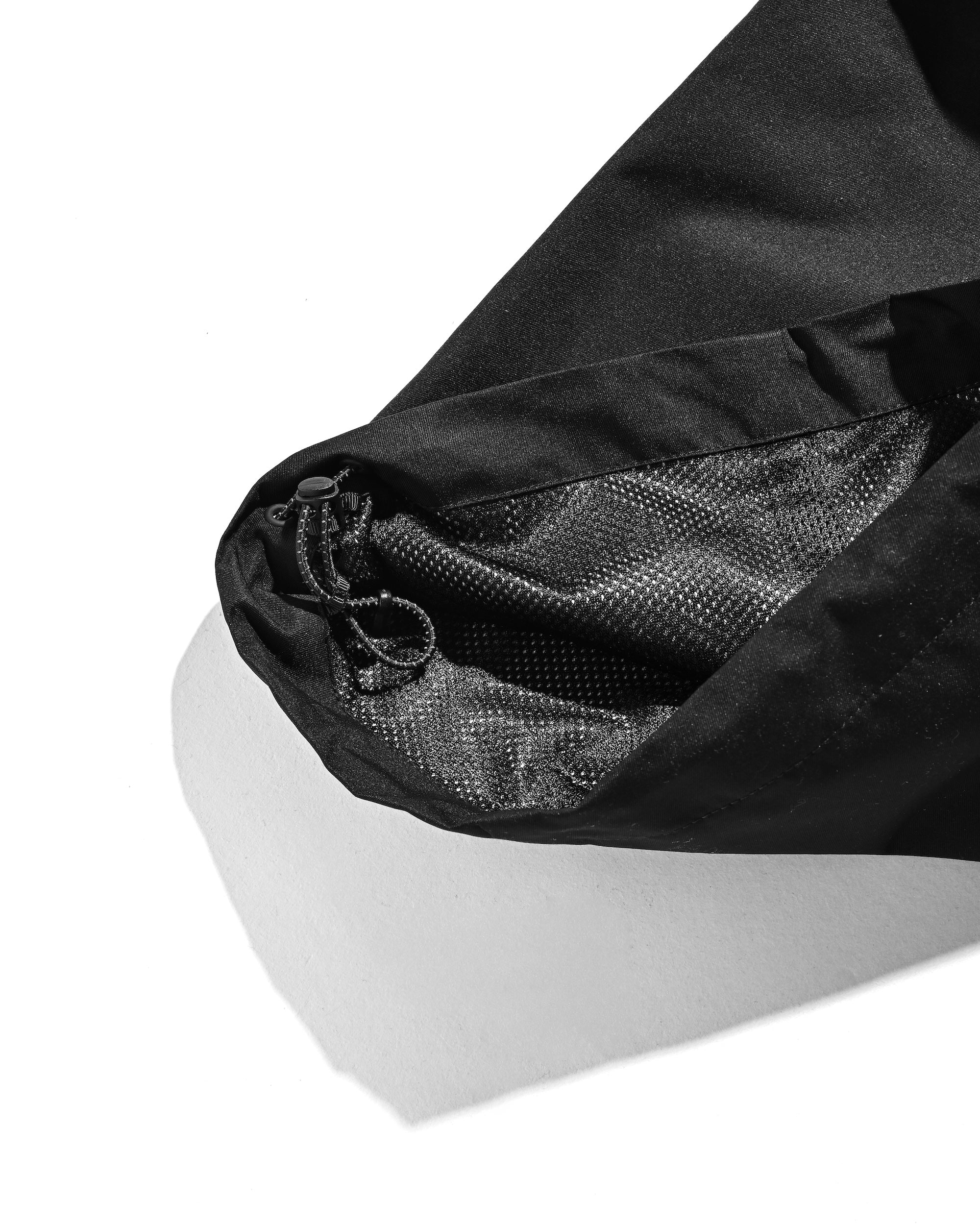 +phenix WINDSTOPPER® by GORE-TEX LABS TWILL CITY MILITARY CURVE PANTS (BLACK)