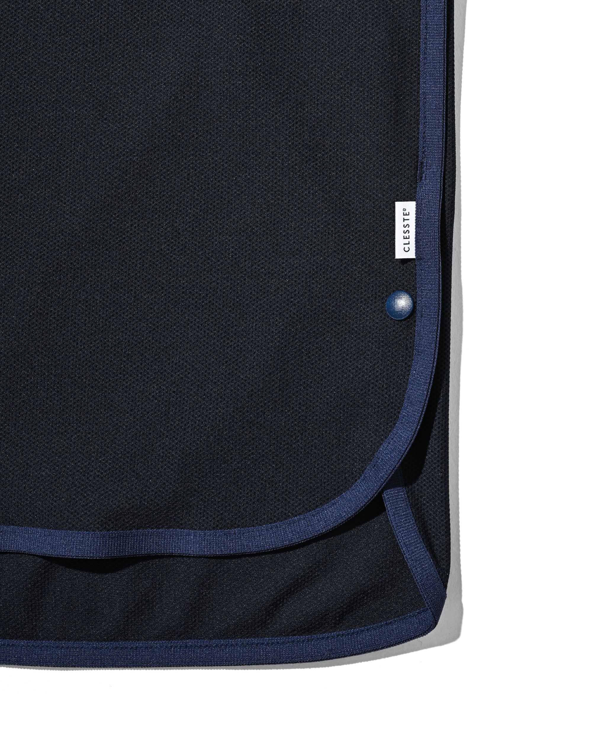 【6.24 WED 20:00- IN STOCK】TECH TEXTURED CITY S/S POLO (NAVY)