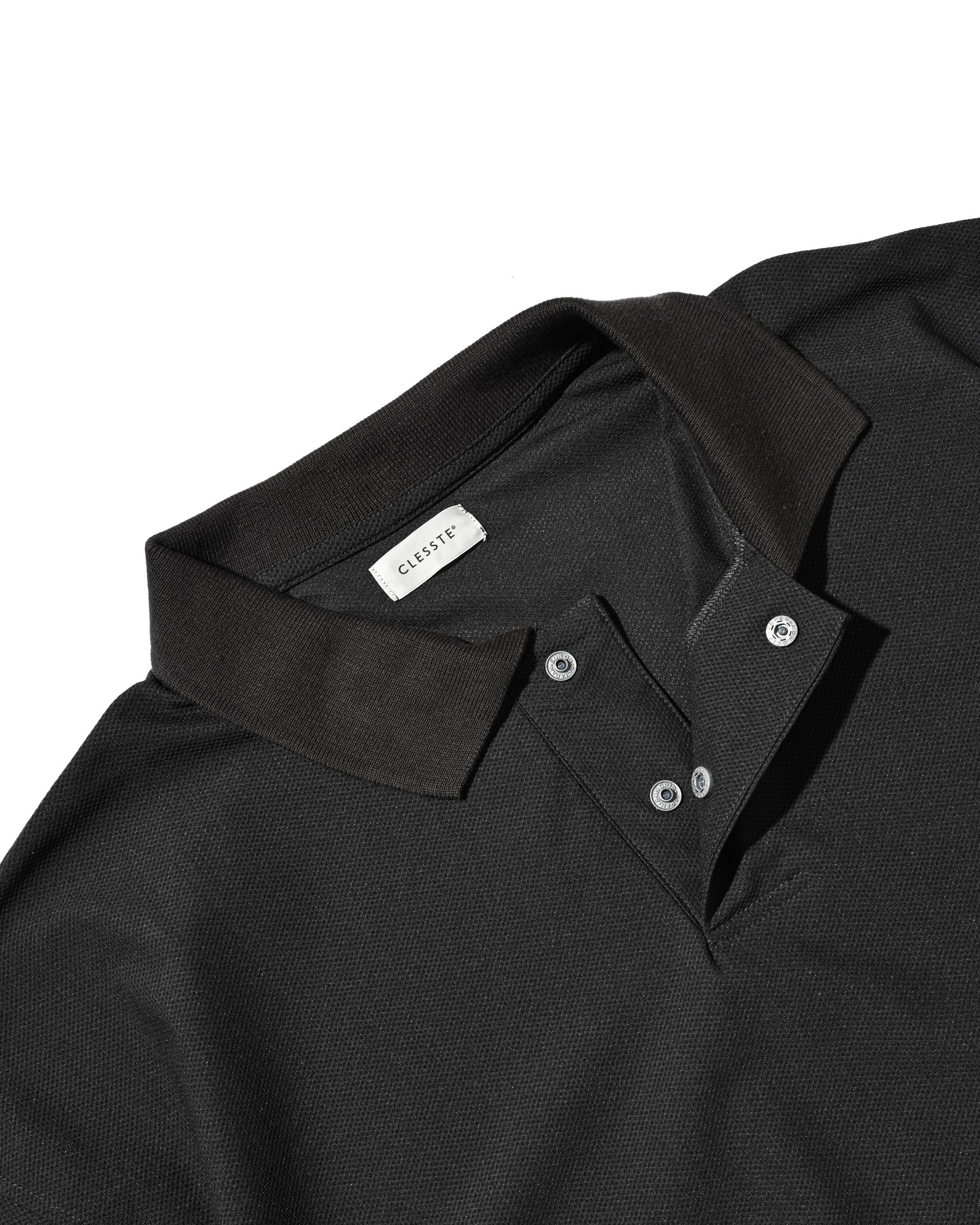 【6.24 WED 20:00- IN STOCK】TECH TEXTURED CITY S/S POLO (CHARCOAL GRAY)
