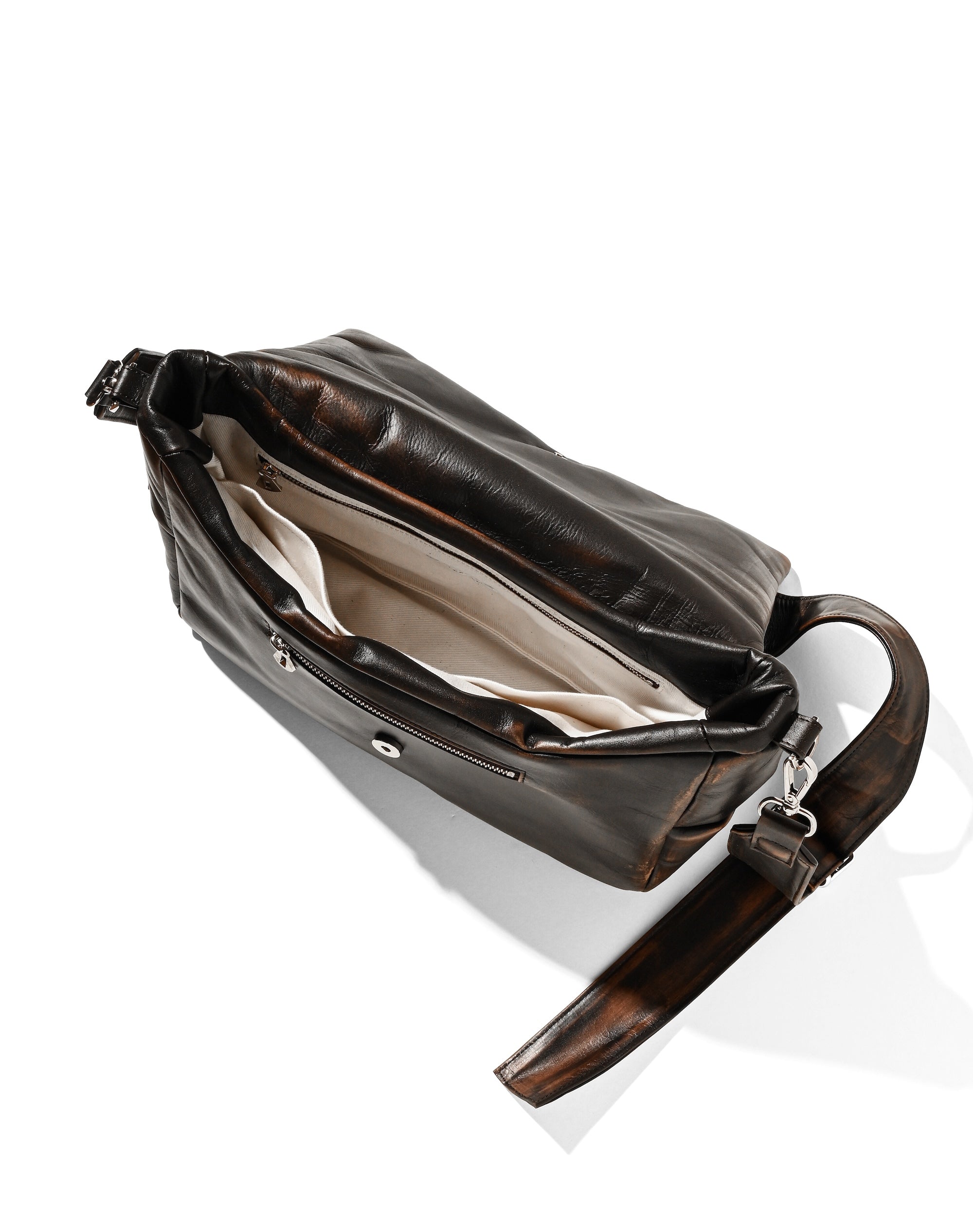 【12.10 WED 20:00- IN STOCK】VINTAGE LEATHER PADDED FLAP HOLIDAY BAG (BROWN)