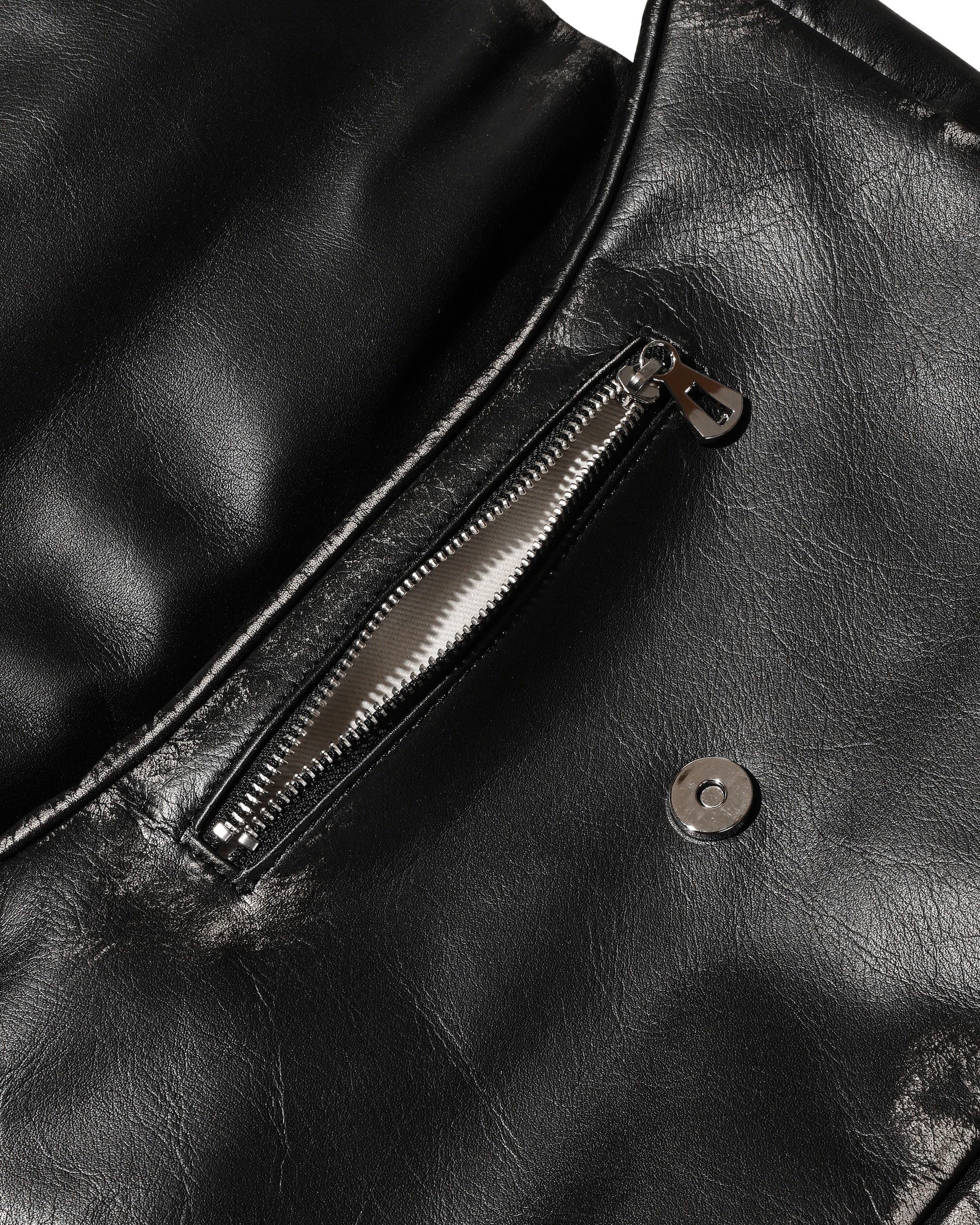 【12.10 WED 20:00- IN STOCK】VINTAGE LEATHER PADDED FLAP HOLIDAY BAG (BLACK)