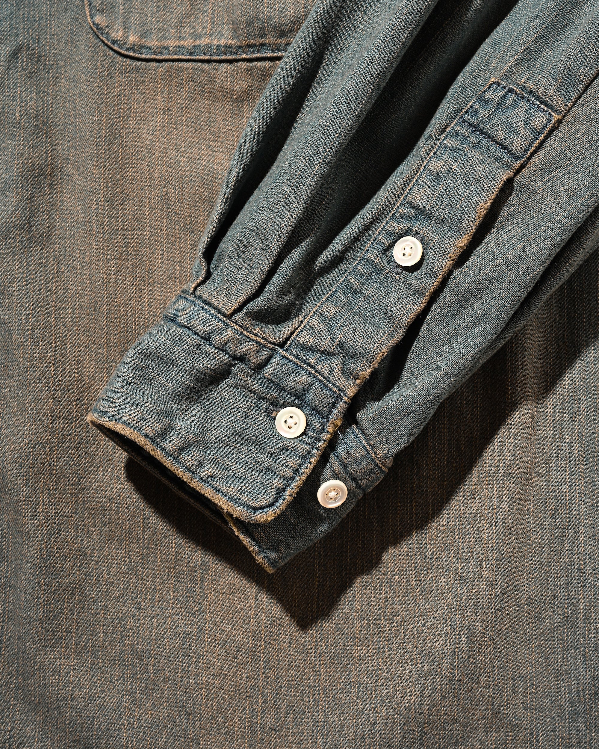 【2.28 SAT 20:00- IN STOCK】DENIM CLASSIC CITY L/S SHIRT (VINTAGE BROWN)