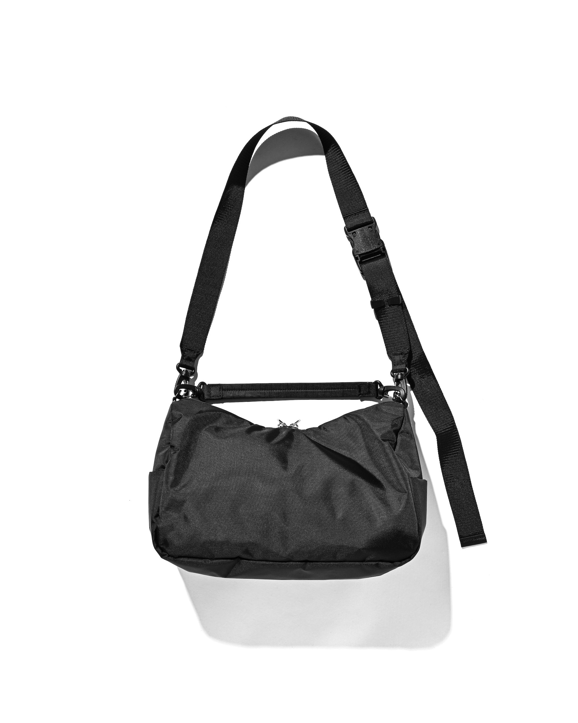 【2.18 WED 20:00- IN STOCK】DAYOFF BAG (BLACK)