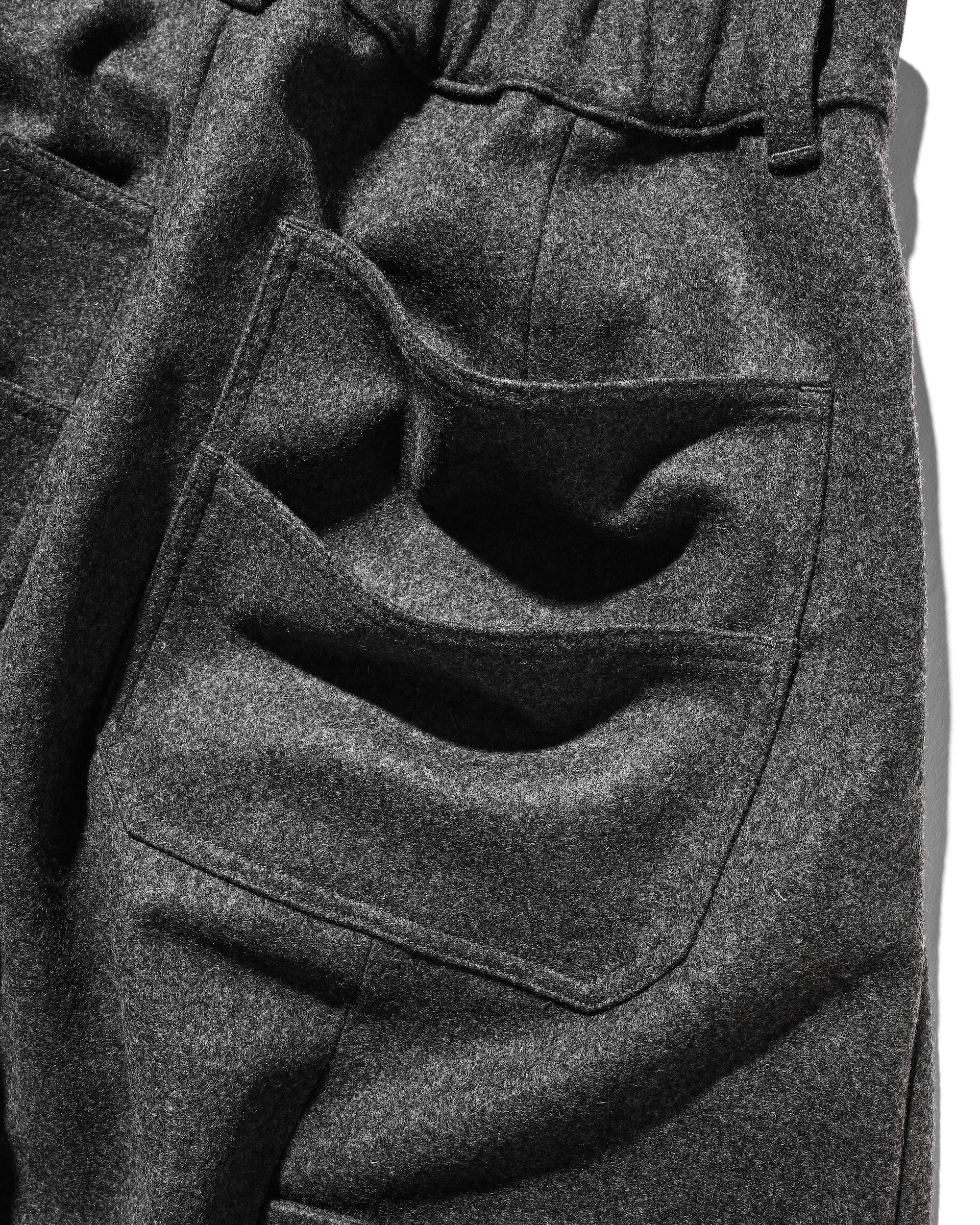 【5월 말 전달 예정】MASSIVE PANTS