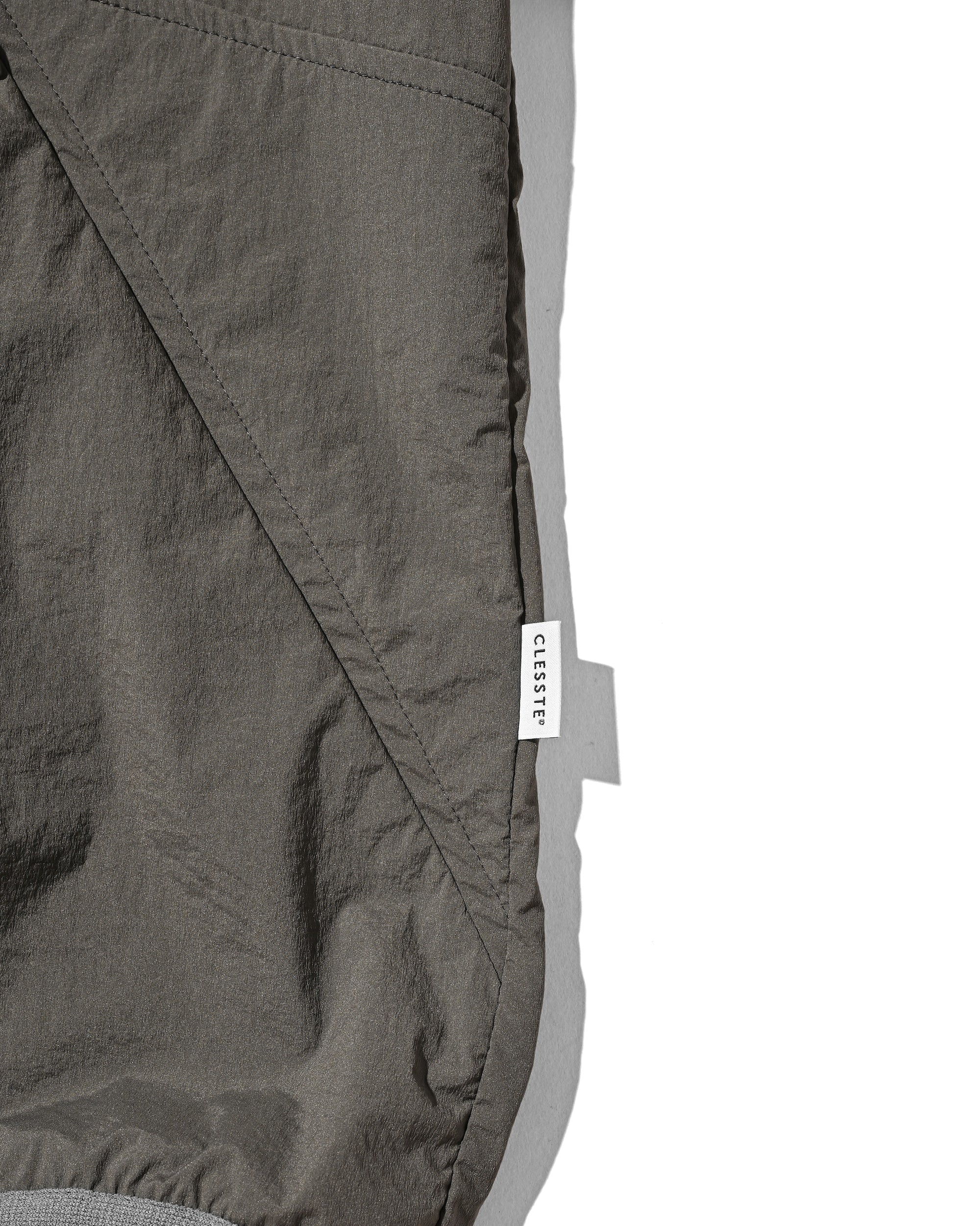 【6.20 SAT 20:00- IN STOCK】HALF ZIP TRAIL S/S SHIRT (CARBON GRAY)