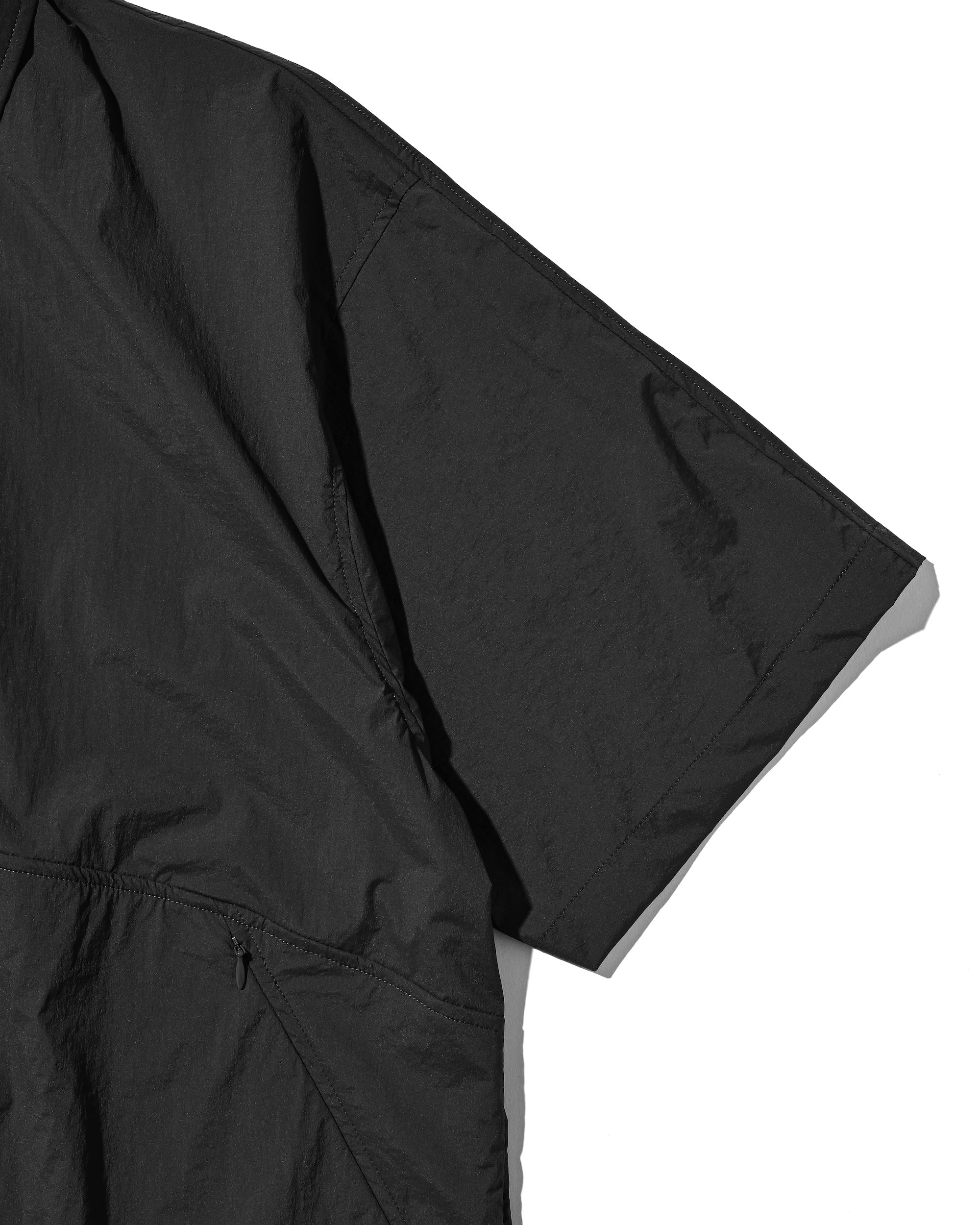 【6.20 SAT 20:00- IN STOCK】HALF ZIP TRAIL S/S SHIRT (BLACK)