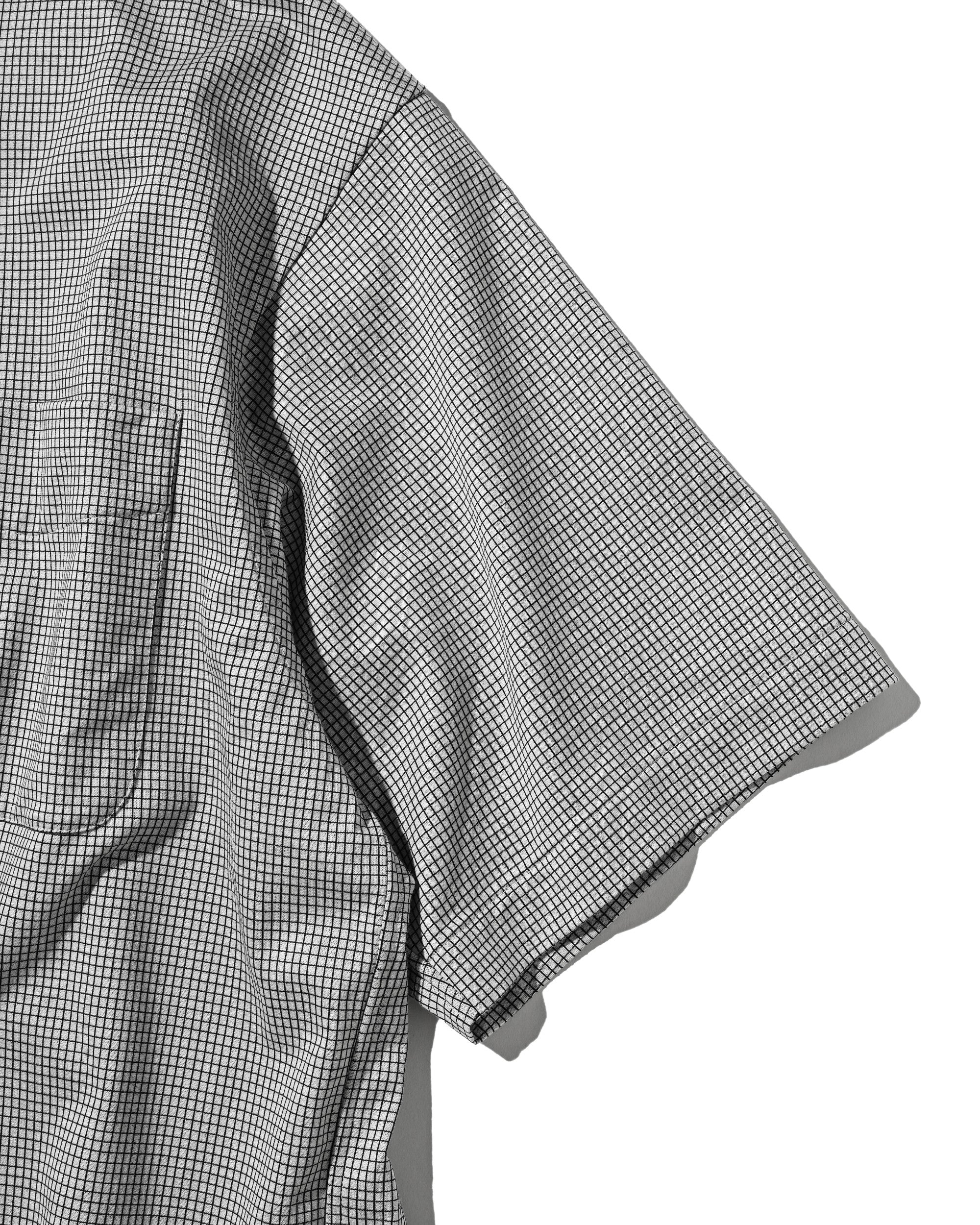 【7.8 WED 20:00- IN STOCK】MINI GRID CHECK 36G KNIT EVERYDAY ZIP UP S/S SHIRT (WHITE×BLACK)
