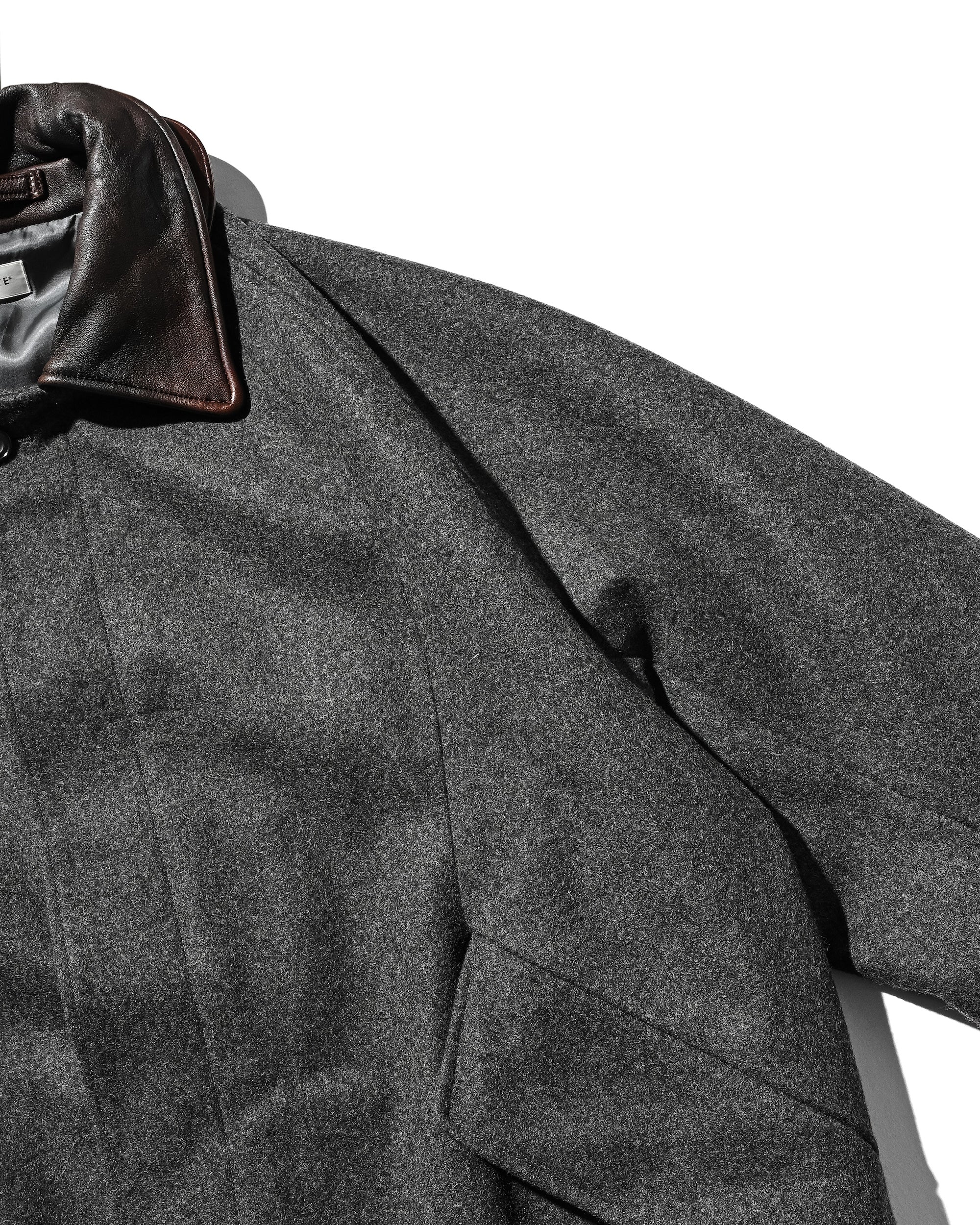 【12.10 WED 20:00- IN STOCK】LEATHER COLLAR WOOL MELTON BALMACAAN COAT (GRAY)
