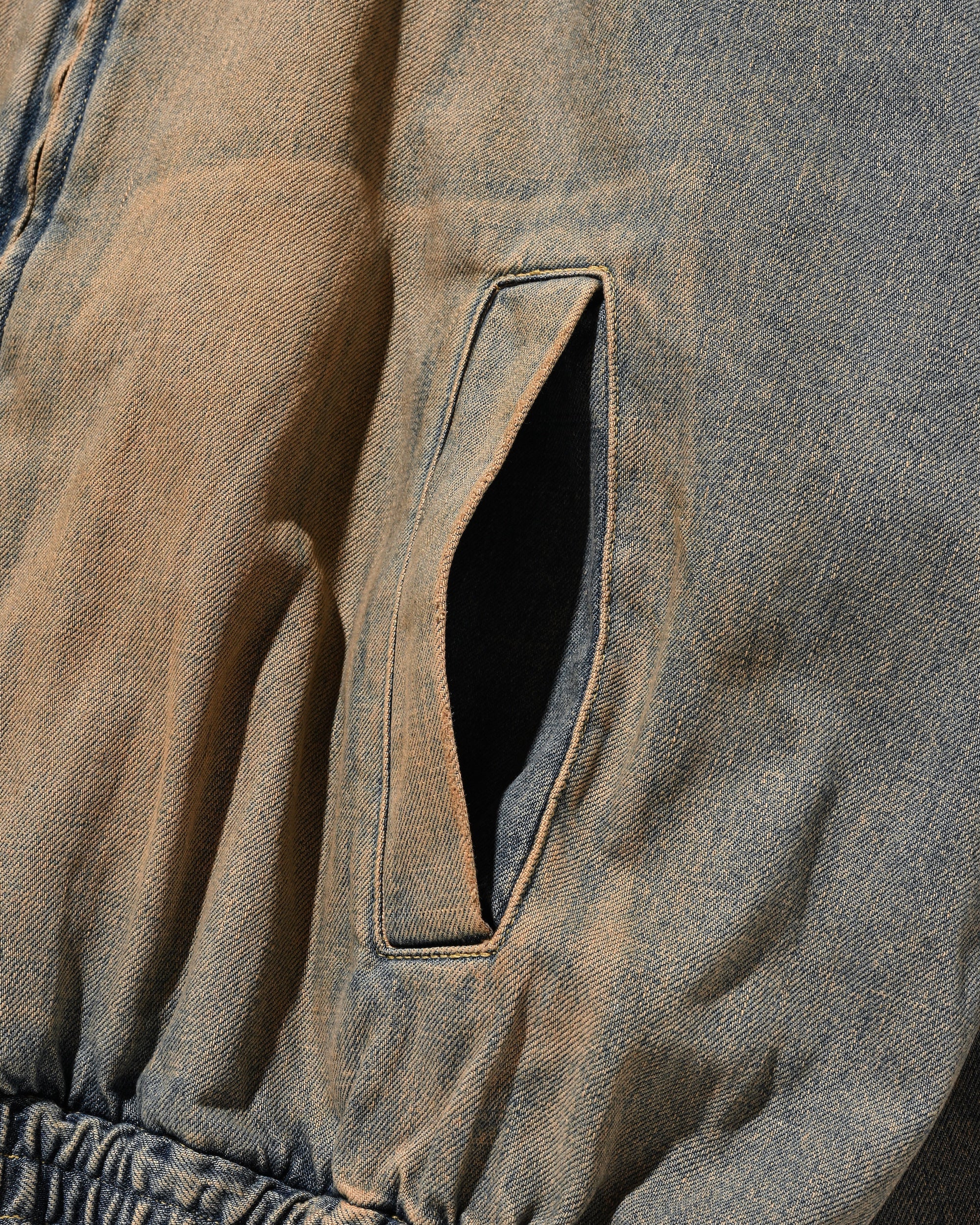 VINTAGE DYED SELVEDGE DENIM CITY UTILITY JACKET (VINTAGE BEIGE)