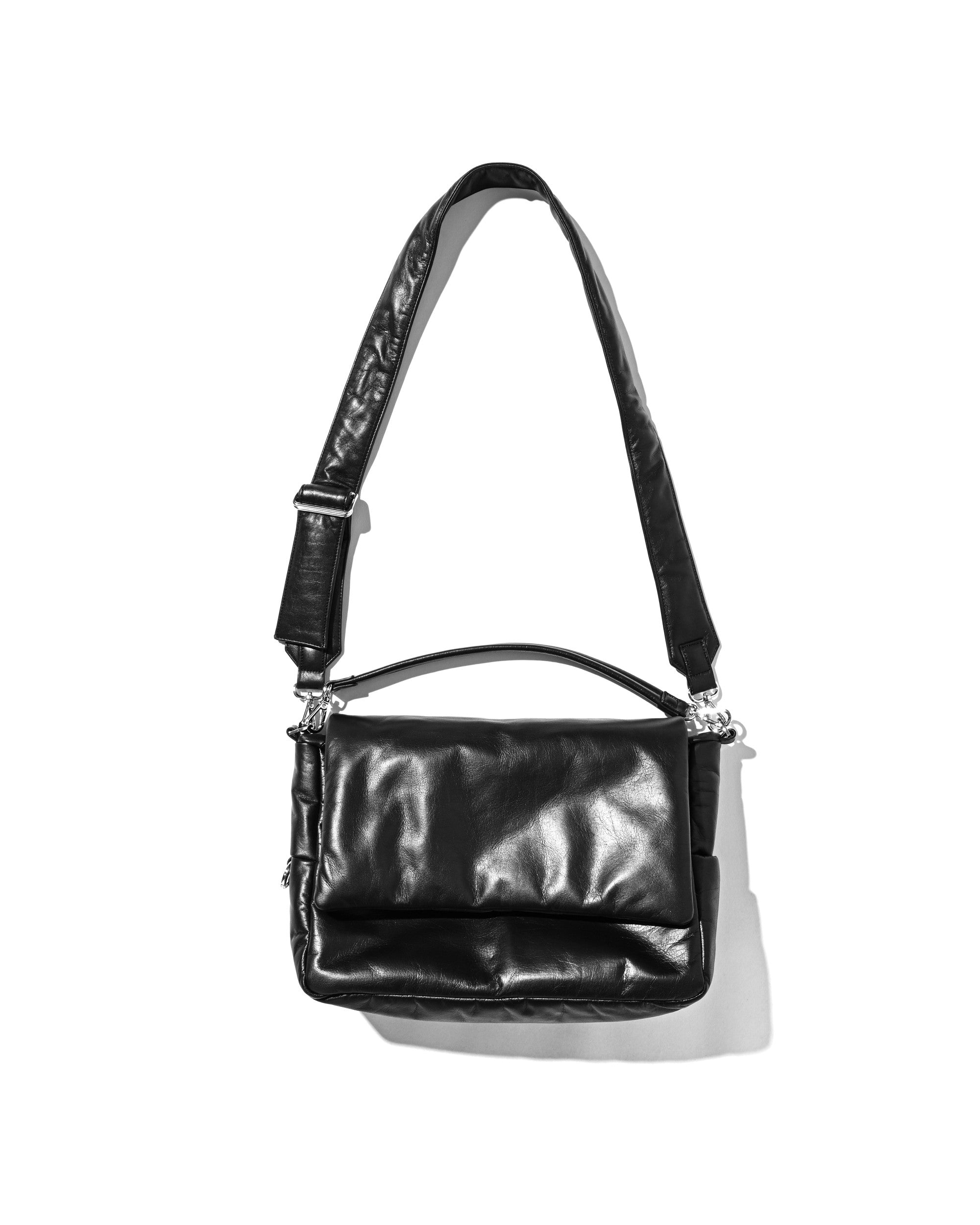 【7.18 SAT 20:00- IN STOCK】LEATHER PADDED FLAP HOLIDAY BAG