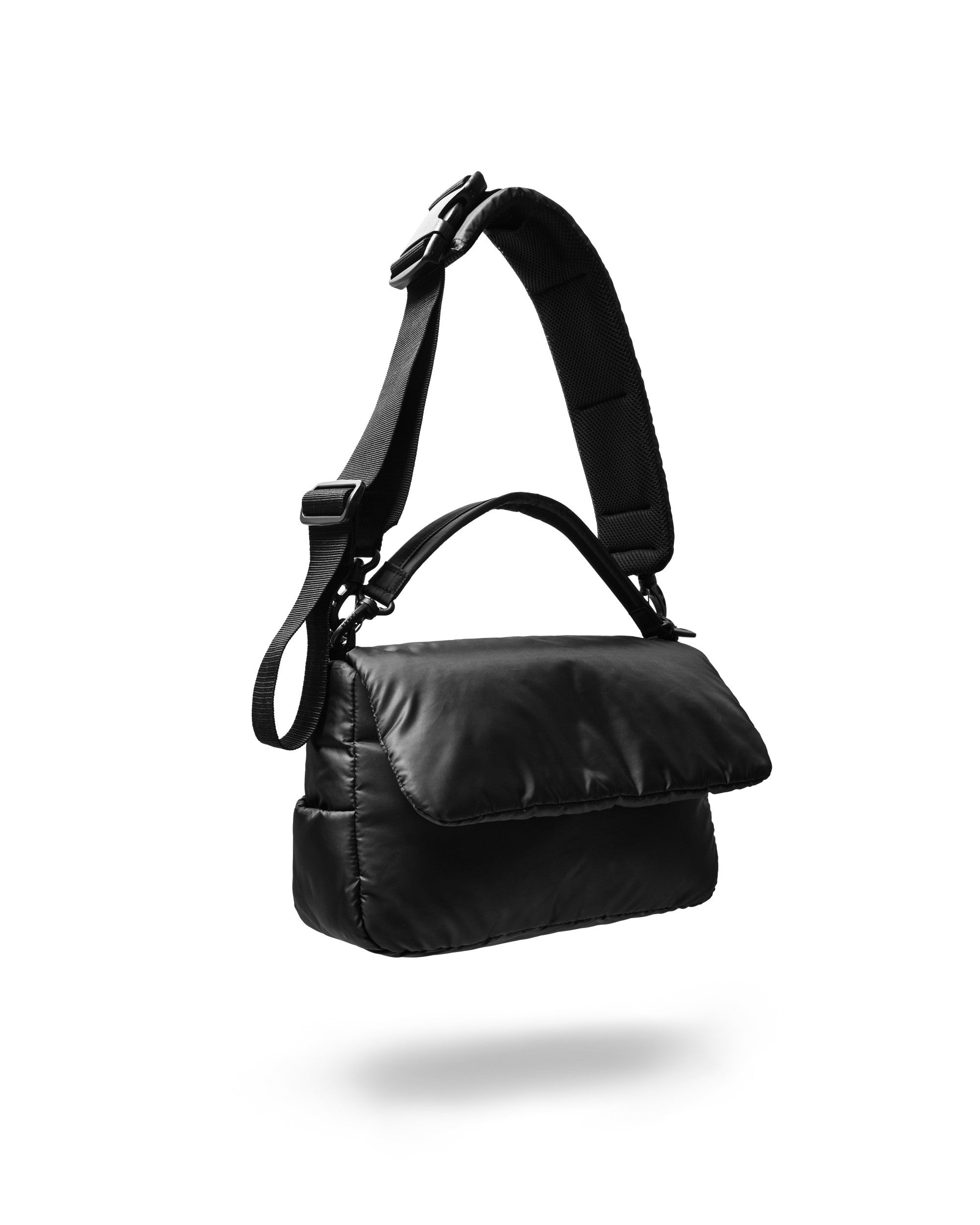 6.24 WED 20:00- IN STOCK】PADDED FLAP HOLIDAY BAG(BLACK)