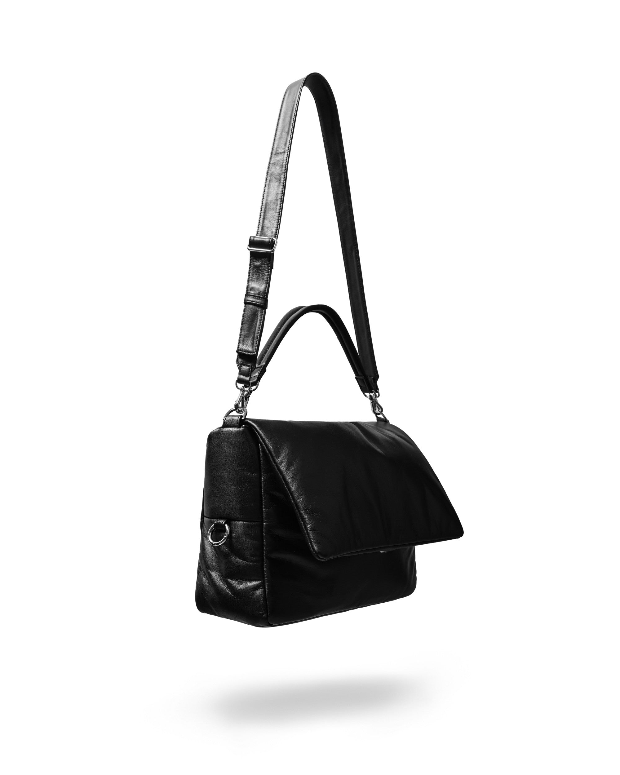 【7.18 SAT 20:00- IN STOCK】LEATHER PADDED FLAP HOLIDAY BAG