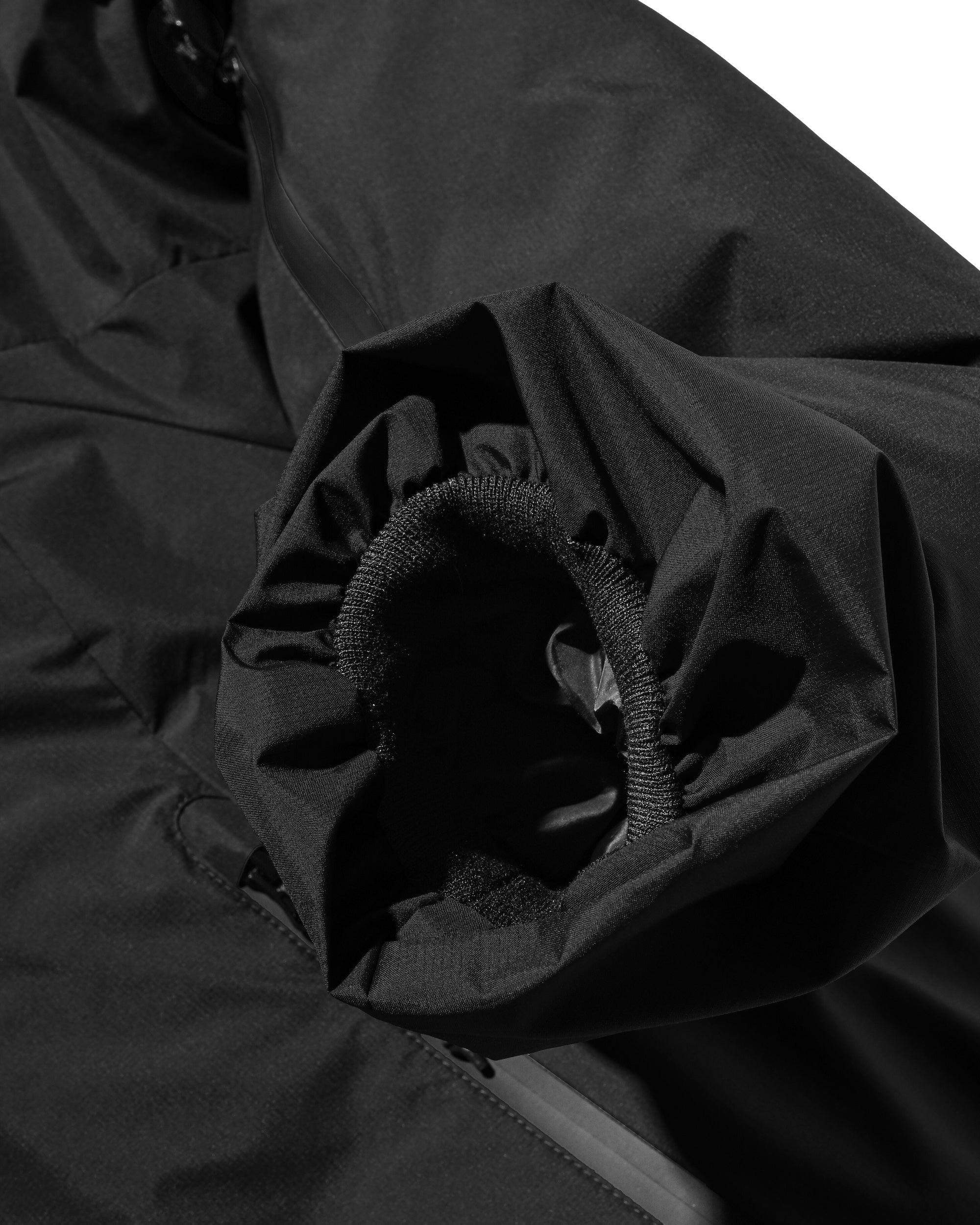 【12.20 SAT 20:00- IN STOCK】+phenix WINDSTOPPER® by GORE-TEX LABS CITY PUFFER JACKET (BLACK)