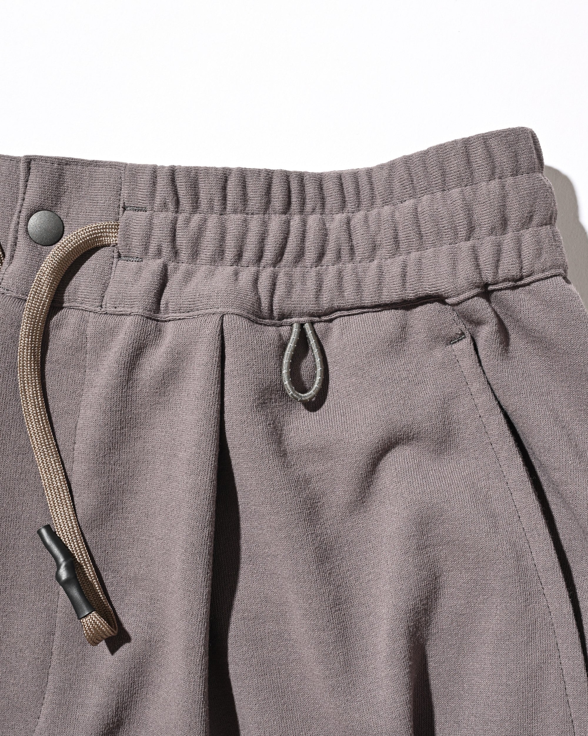 【7.15 WED 20:00- IN STOCK】CITY MILITARY SWEAT HALF PANTS 001 (GRAPHITE TAUPE)