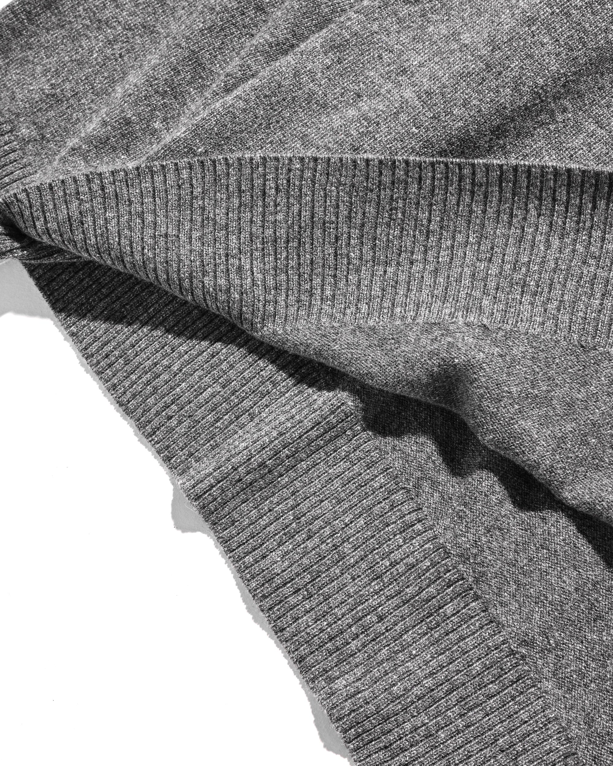 【12.27 SAT 20:00- IN STOCK】CASHMERE KNIT POLO SHIRT (GRAY)