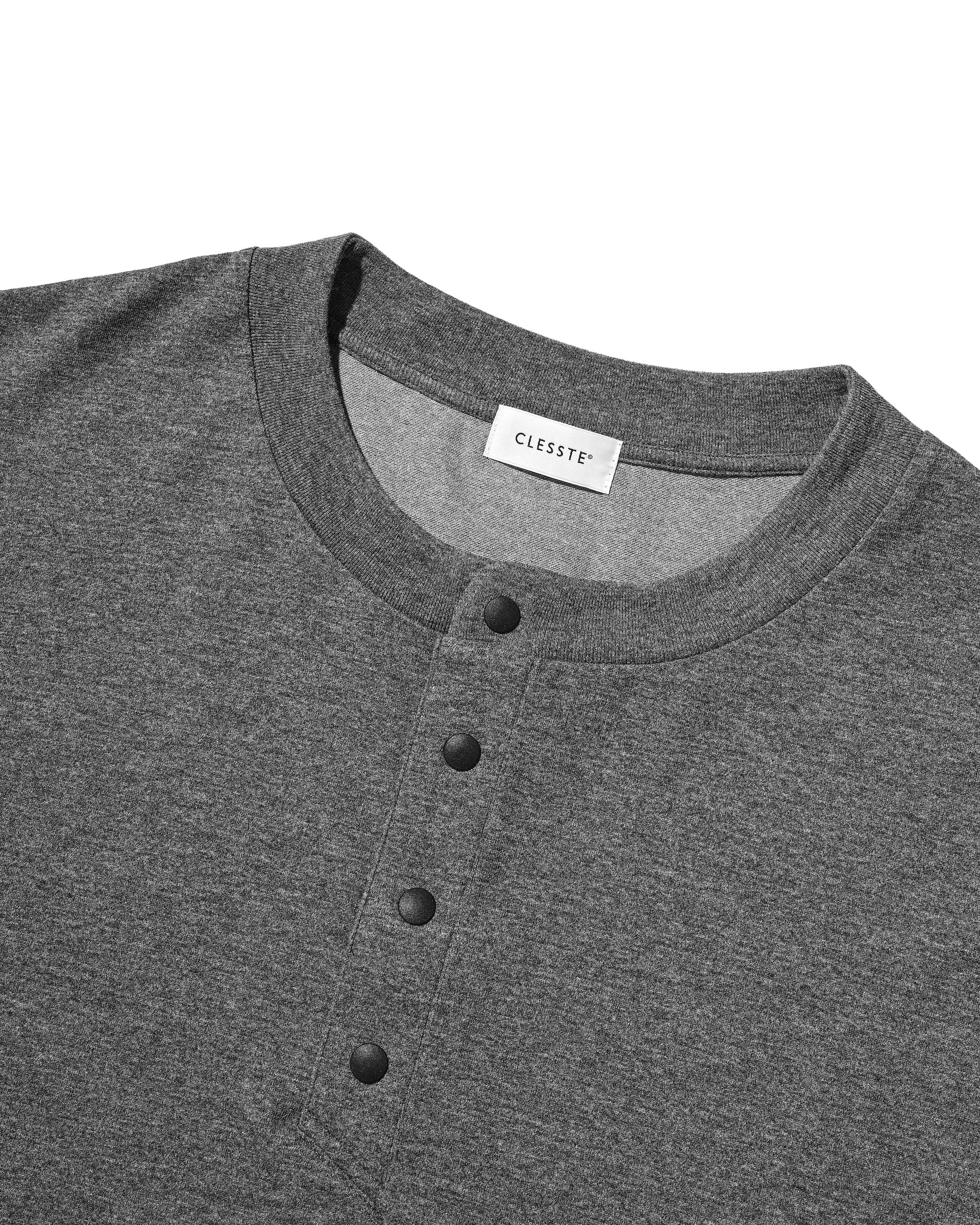 【8.26 WED 20:00- IN STOCK】“C” TECH HENLEY NECK S/S T-SHIRT WITH DRAWSTRINGS (CHARCOAL)