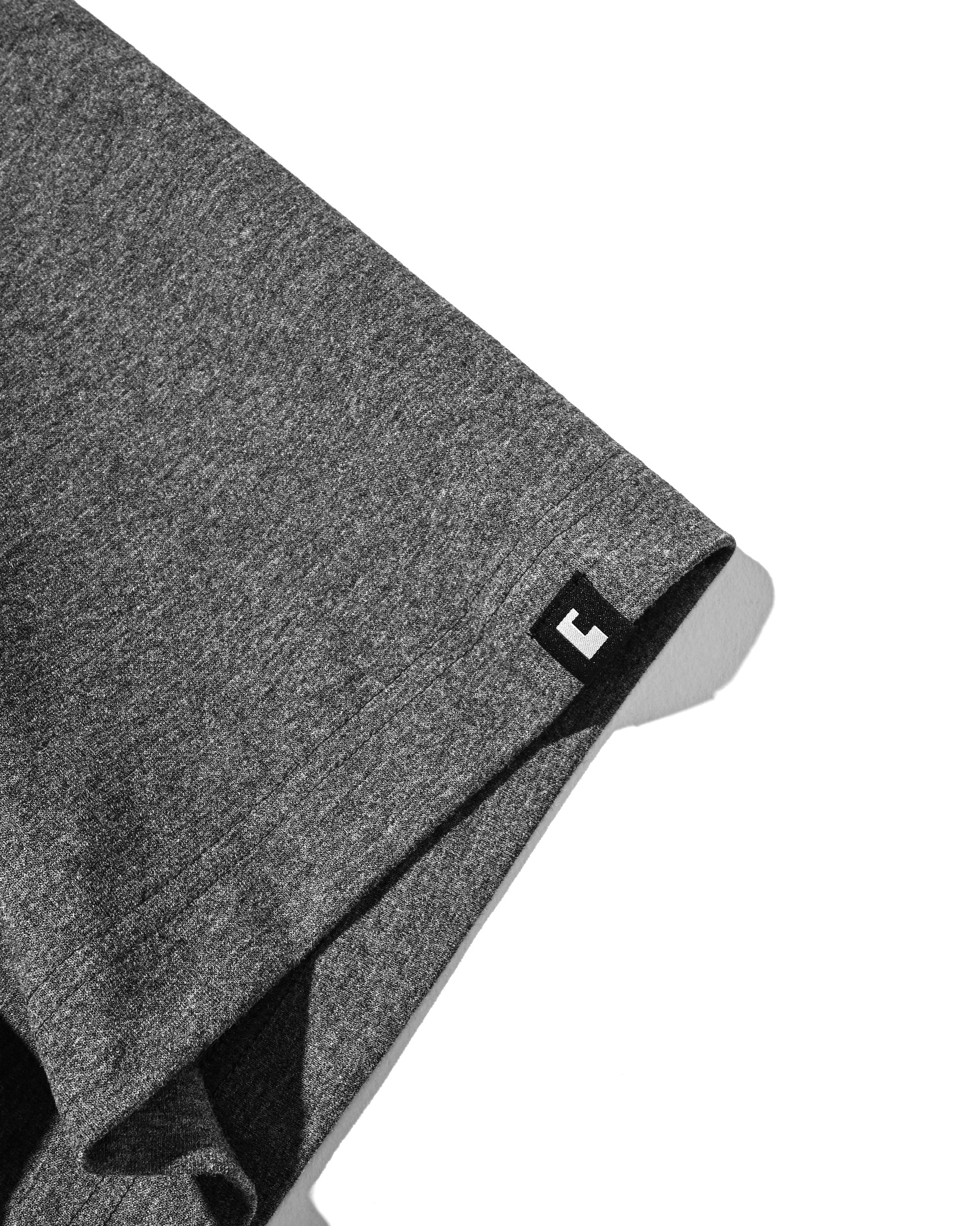 【8.26 WED 20:00- IN STOCK】“C” TECH HENLEY NECK S/S T-SHIRT WITH DRAWSTRINGS (CHARCOAL)
