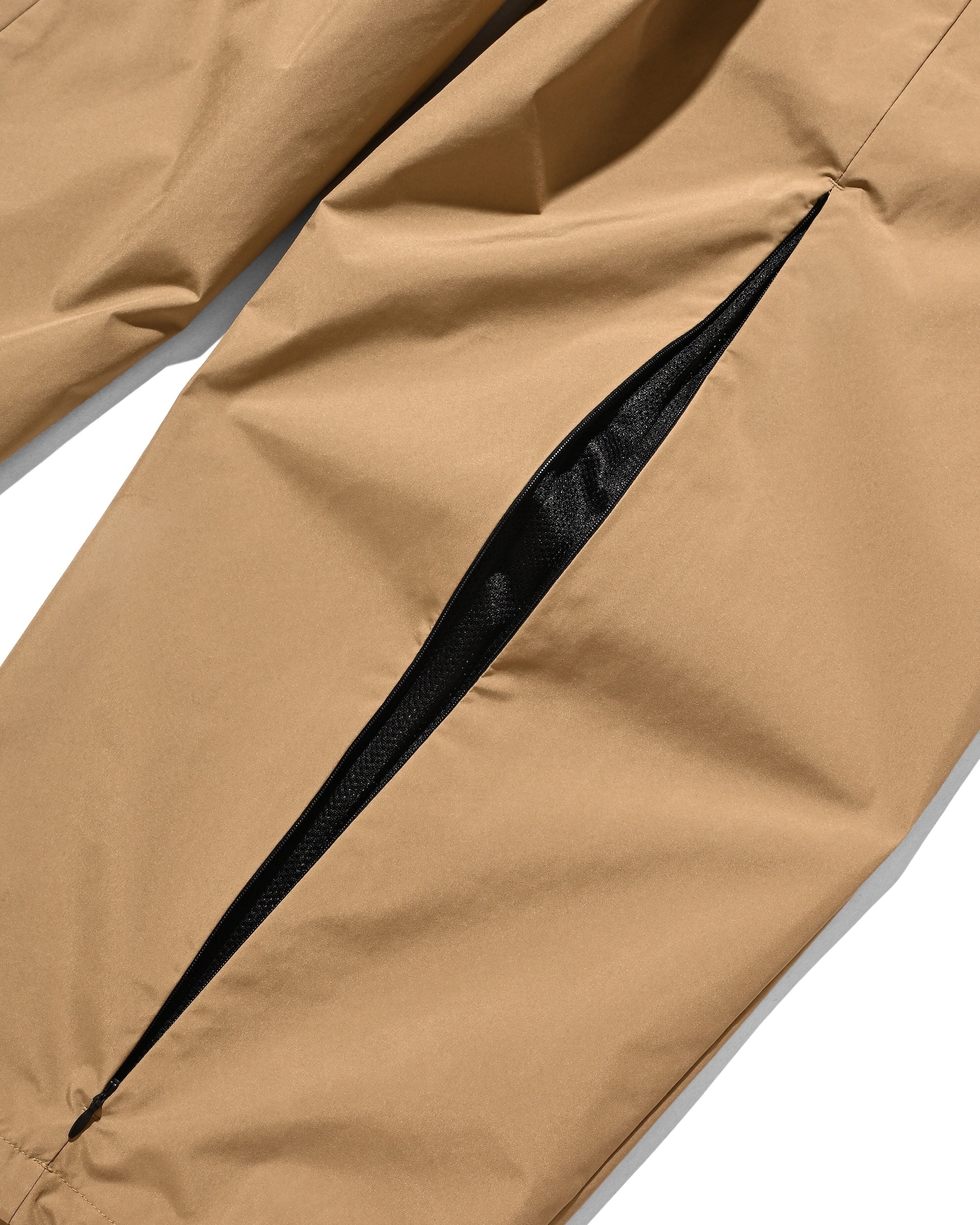 【8.8 SAT 20:00- IN STOCK】+phenix WINDSTOPPER® by GORE-TEX LABS CITY UNIFORM VENTILATION PANTS (CAMEL BEIGE)