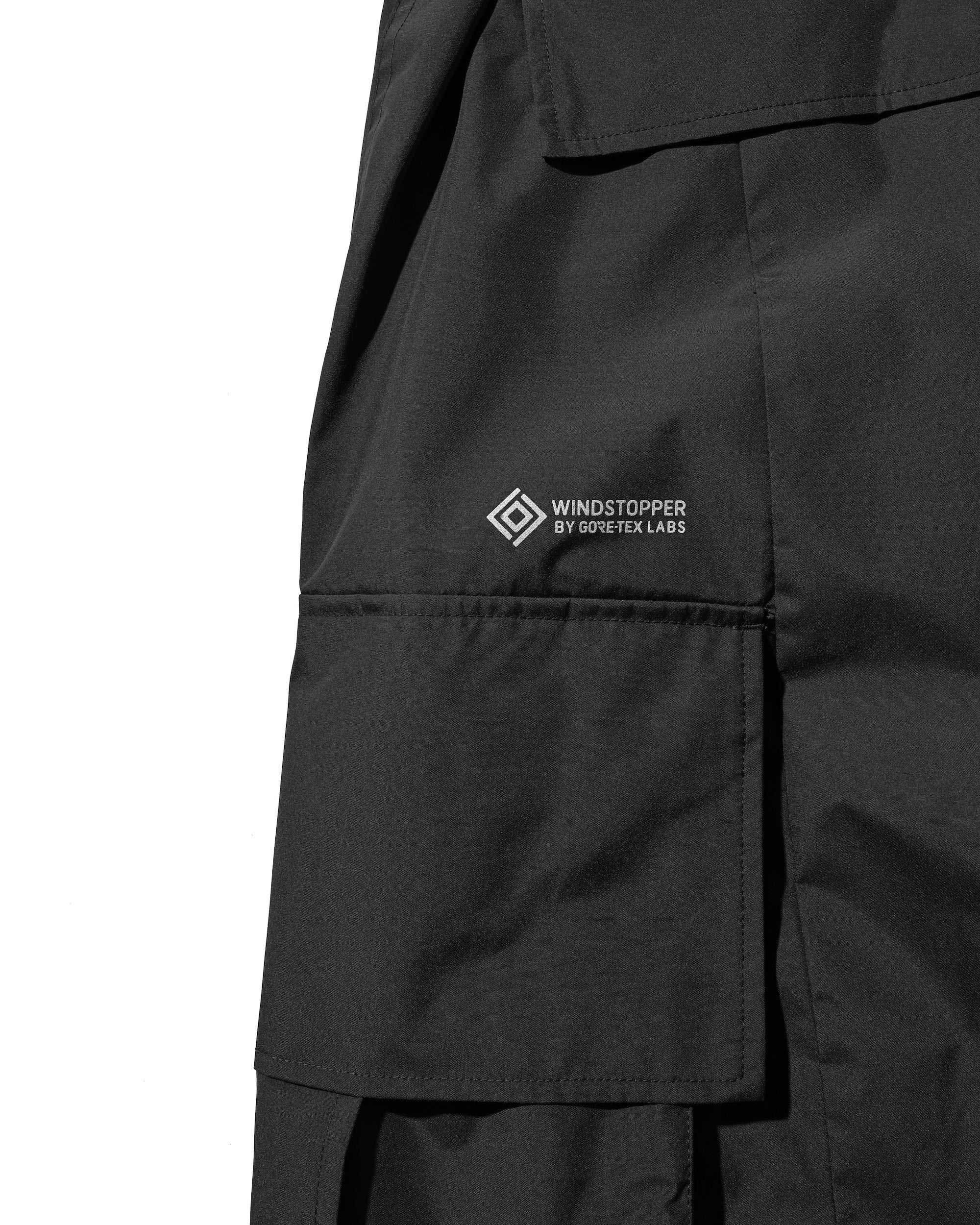 +phenix WINDSTOPPER® by GORE-TEX LABS CITY MEGA POCKET BALLOON CARGO PANTS (BLACK)