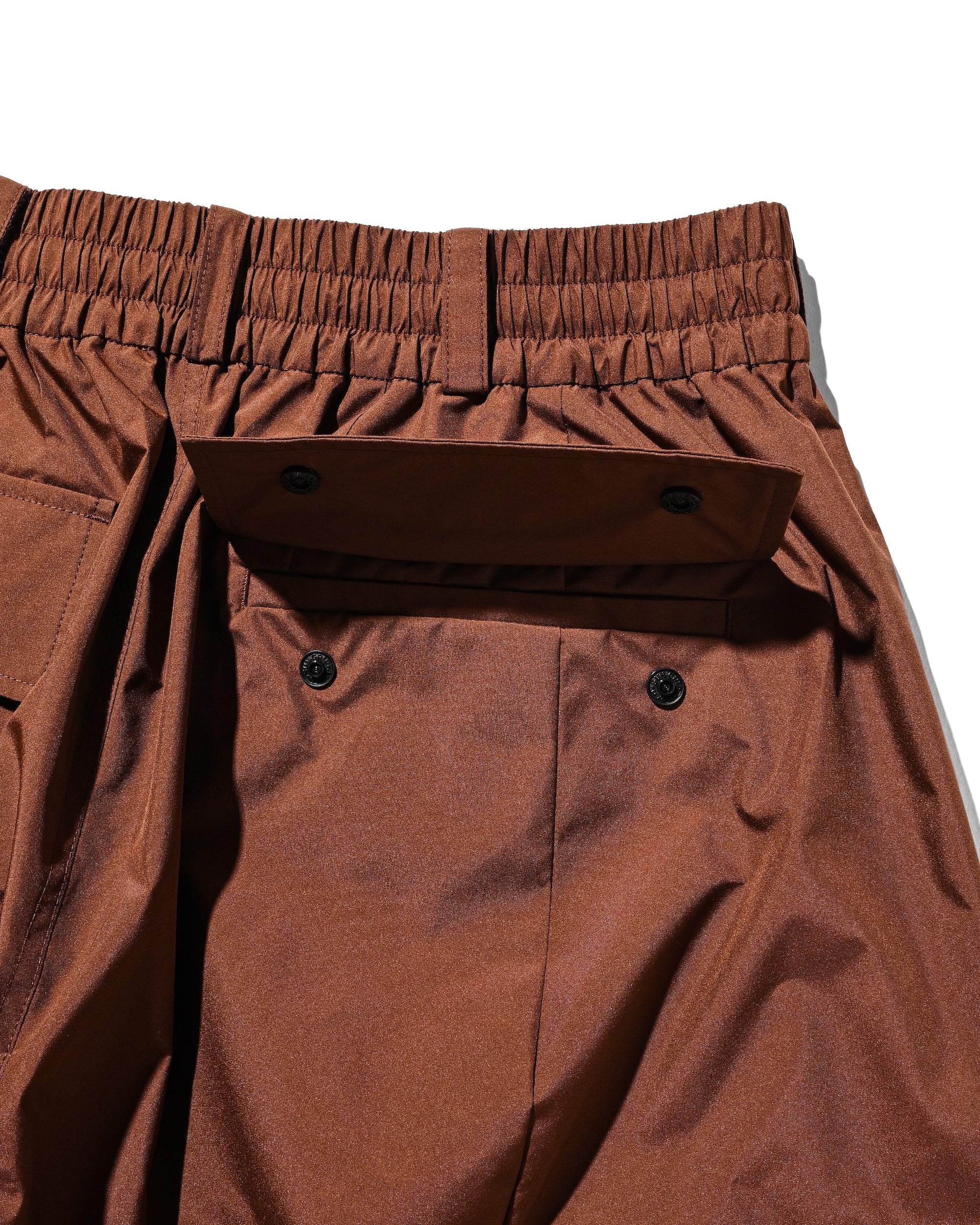 +phenix WINDSTOPPER® by GORE-TEX LABS CITY MEGA POCKET BALLOON CARGO PANTS (CHOCOLATE BROWN)