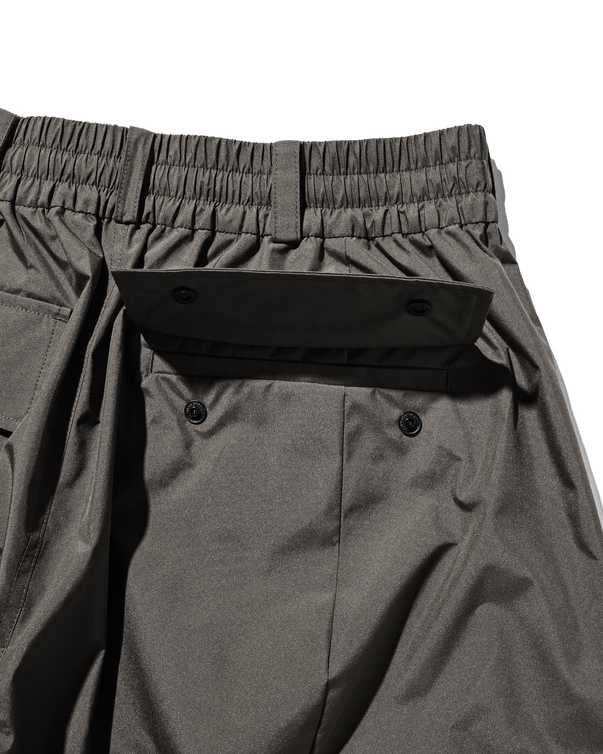 【7.1 WED 20:00- IN STOCK】+phenix WINDSTOPPER® by GORE-TEX LABS CITY MEGA POCKET BALLOON CARGO PANTS (ASPHALT GRAY)
