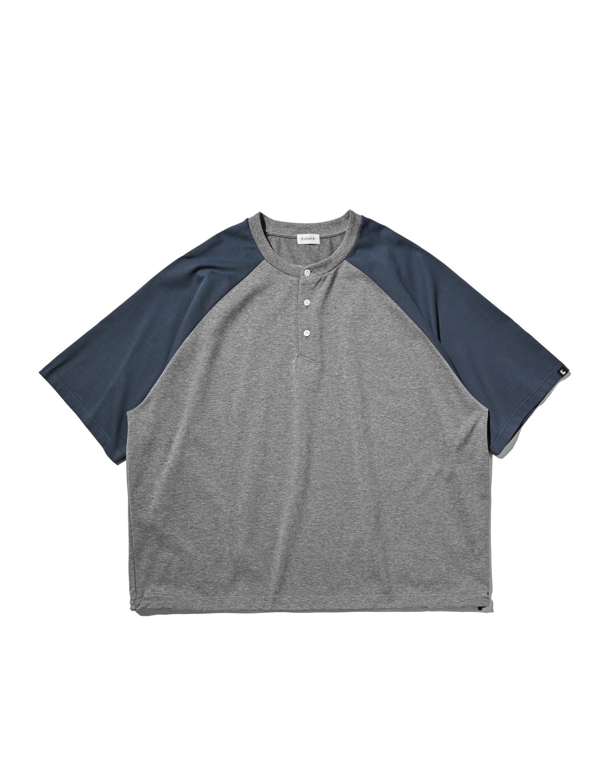 【8.19 WED 20:00- IN STOCK】RAGLAN HENLEY NECK S/S T-SHIRT WITH DRAWSTRINGS (GRAY×BLUE GRAY)