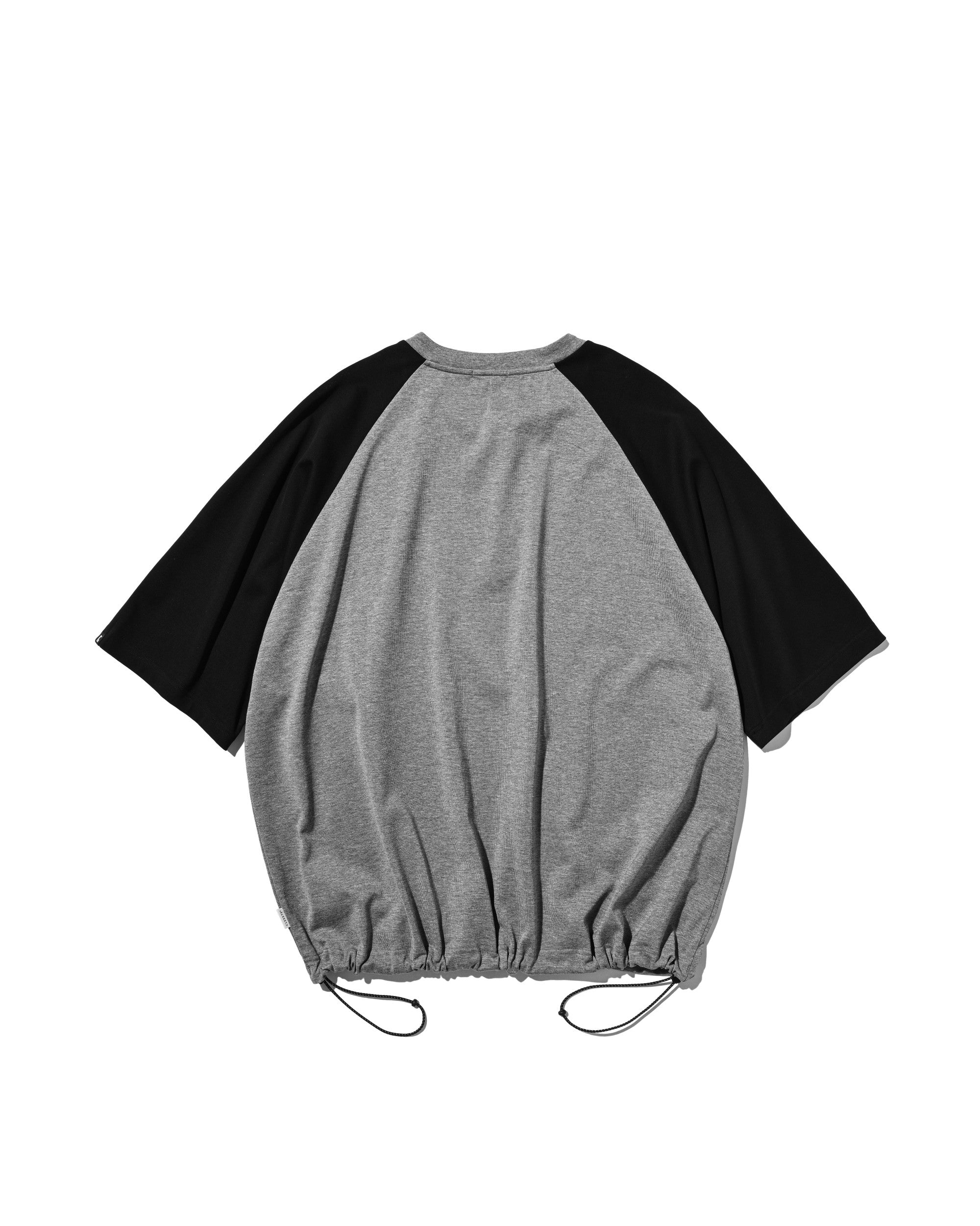 【8.19 WED 20:00- IN STOCK】RAGLAN HENLEY NECK S/S T-SHIRT WITH DRAWSTRINGS (GRAY×BLACK)