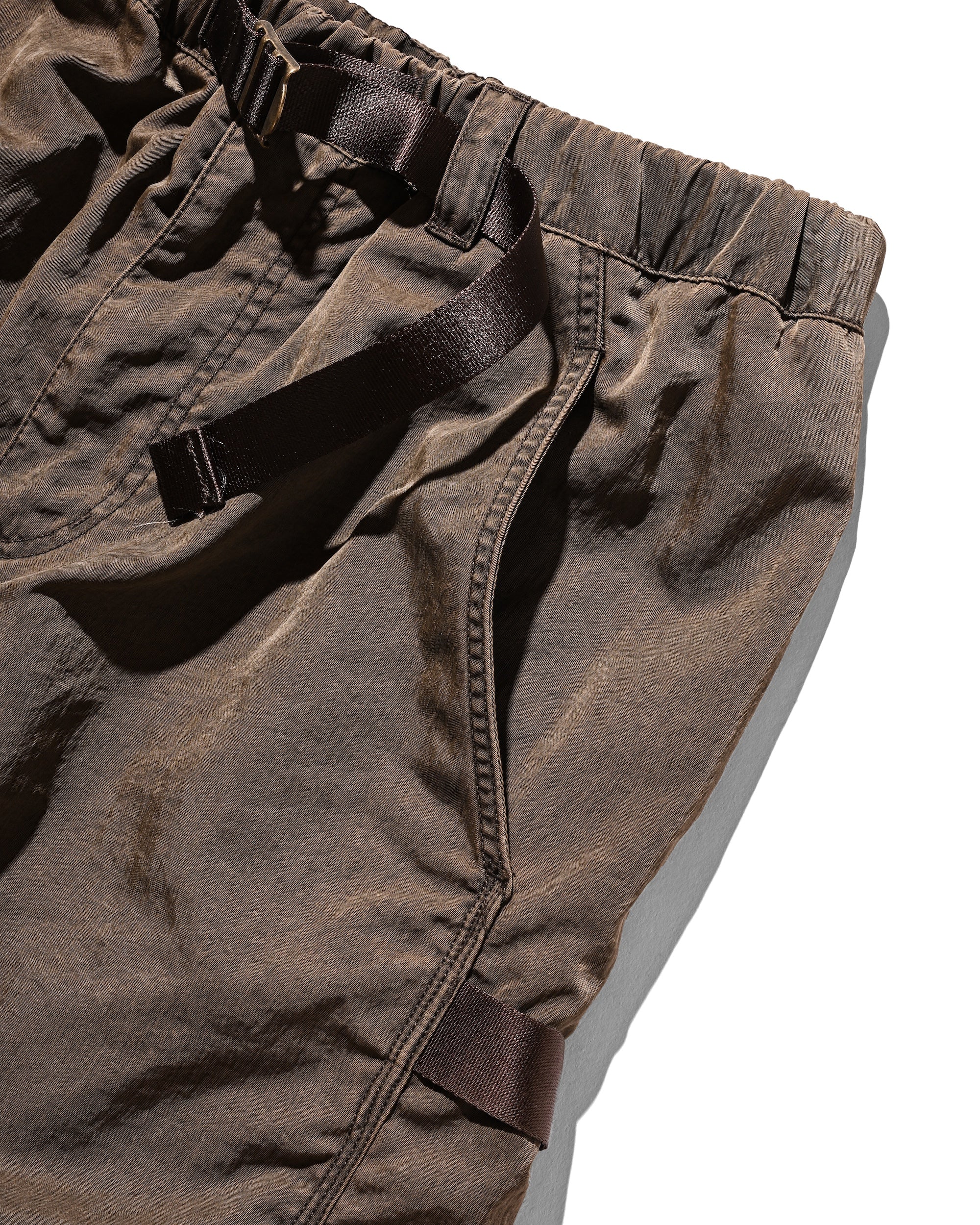 【2.7 SAT 20:00- IN STOCK】FADED FINISH NYLON CITY TWISTED WORKER PANTS (FADE BROWN)