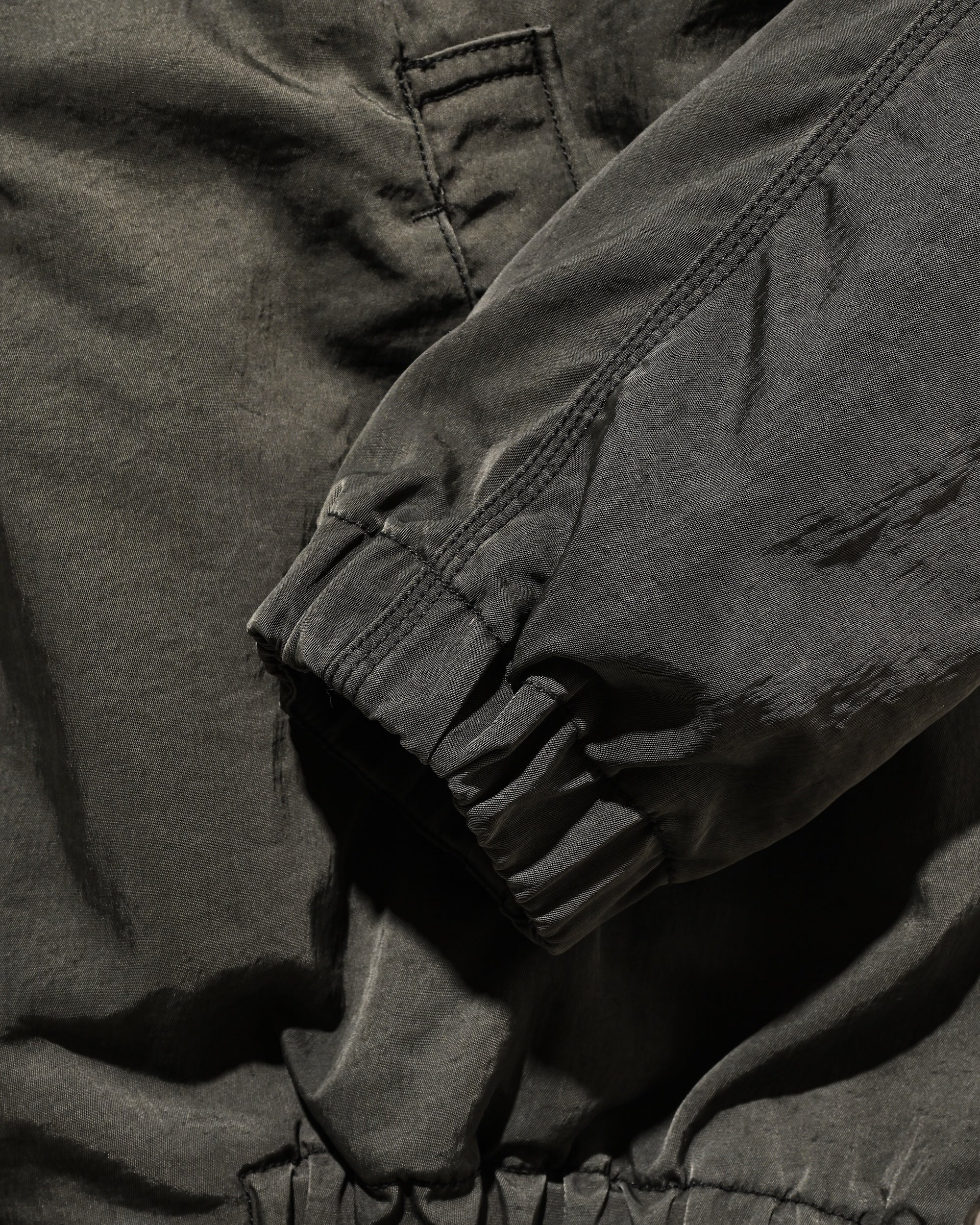 【2.7 SAT 20:00- IN STOCK】FADED FINISH NYLON CITY ACTIVE JACKET (FADE BLACK)