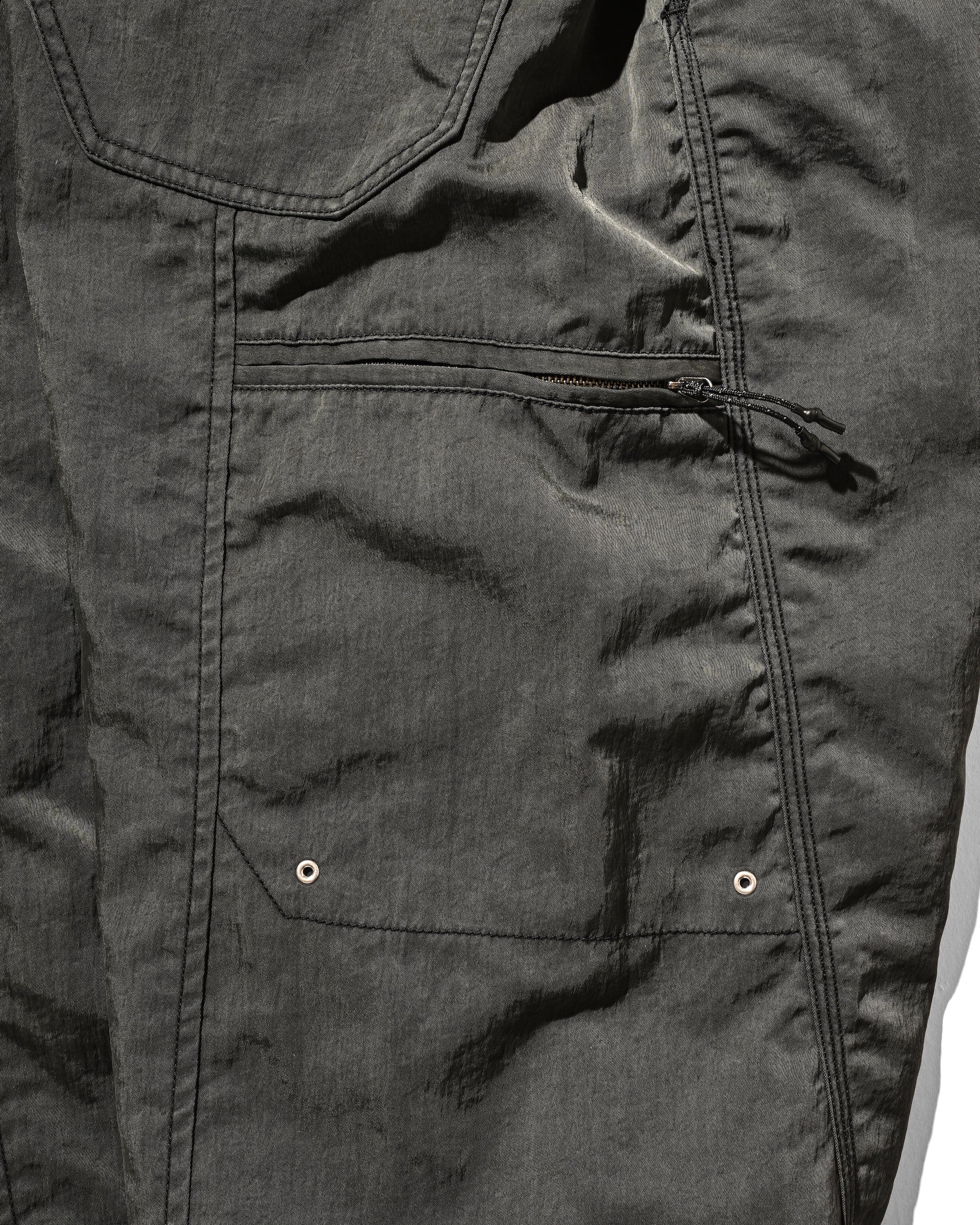 【2.7 SAT 20:00- IN STOCK】FADED FINISH NYLON CITY TWISTED WORKER PANTS (FADE BLACK)