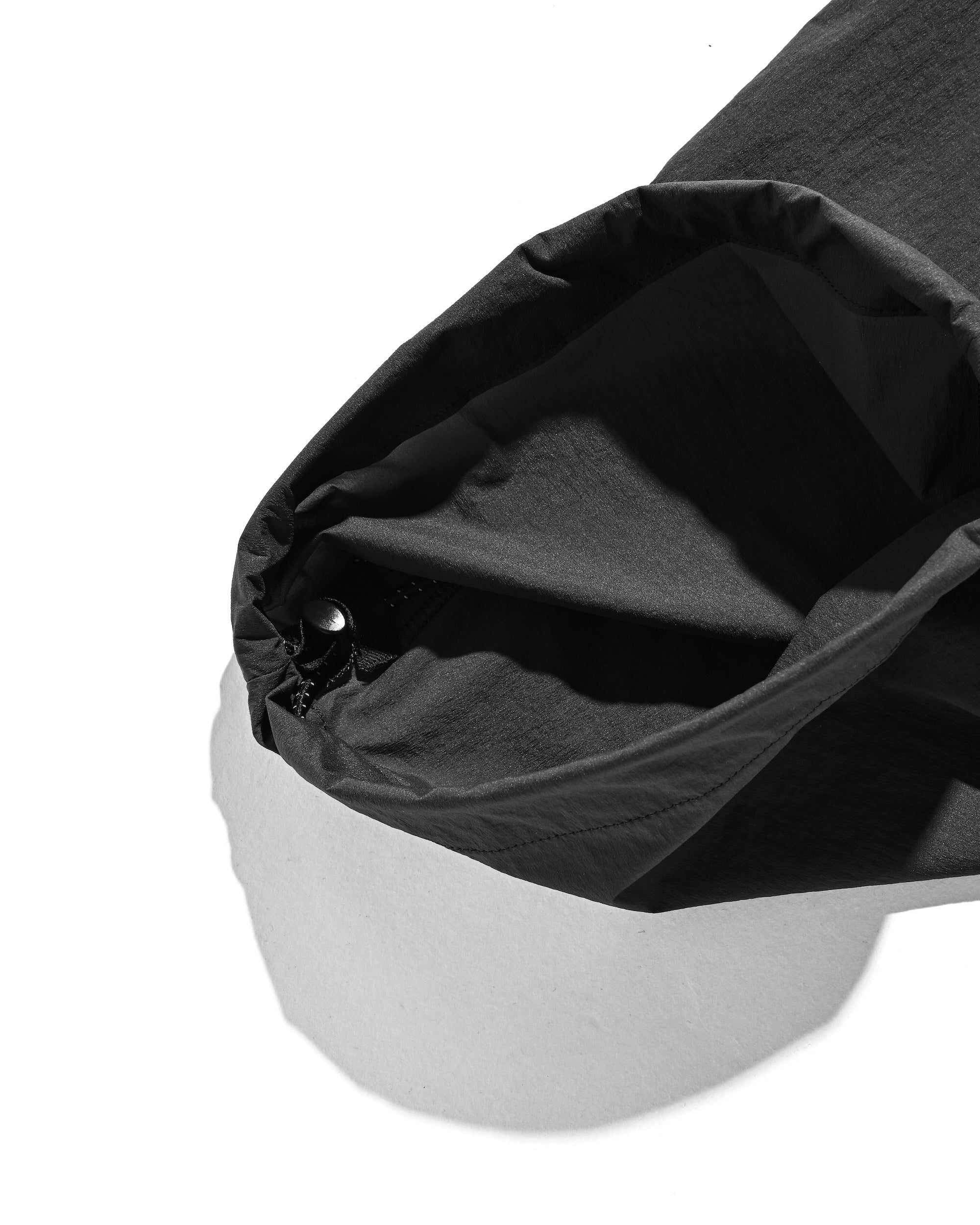 CRISPY NYLON CITY UNIFORM WIDE TAPERED PANTS (CHARCOAL)