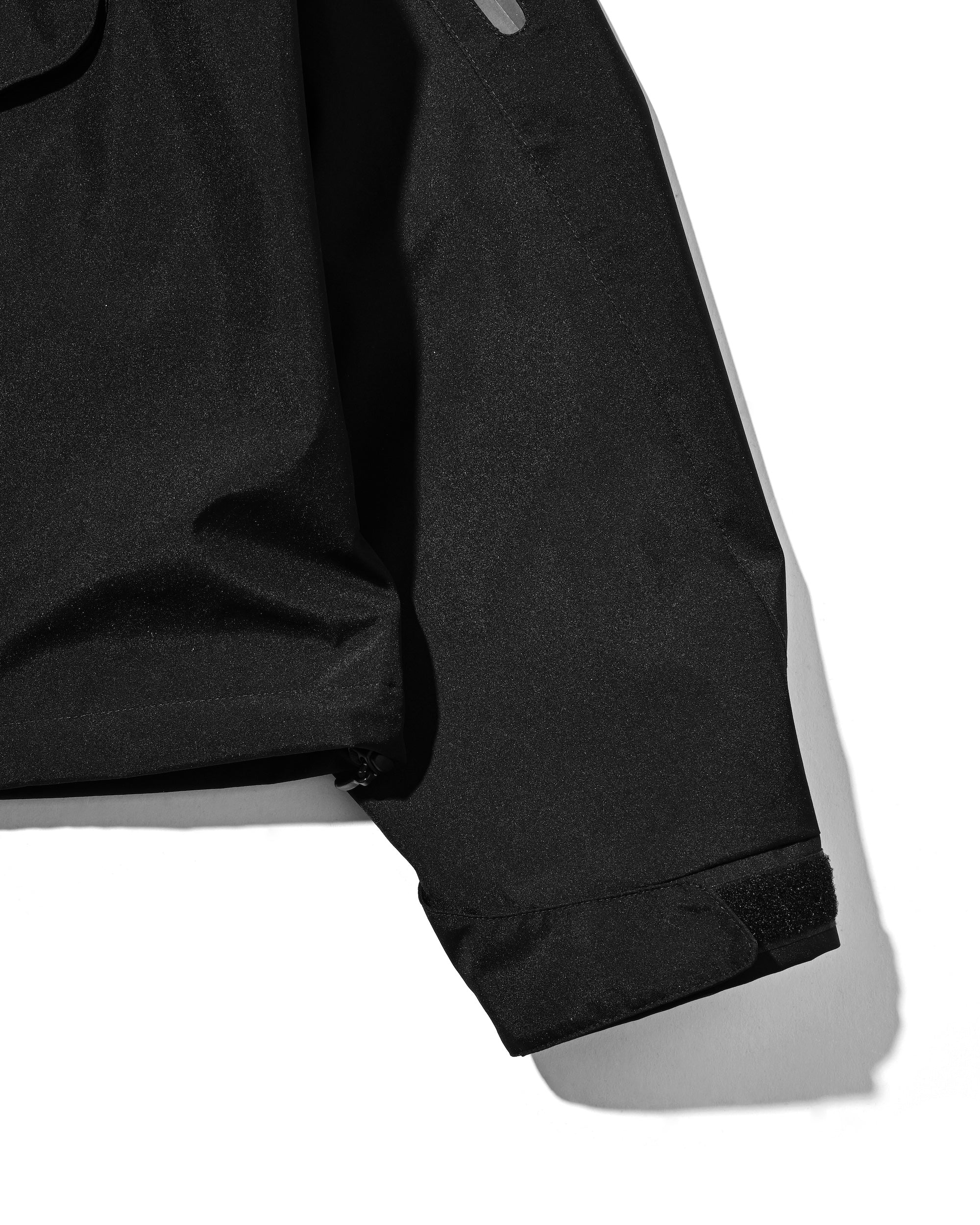 【3.4 WED 20:00- IN STOCK】+phenix WINDSTOPPER® by GORE-TEX LABS CITY HYDRO SHED JACKET (BLACK)