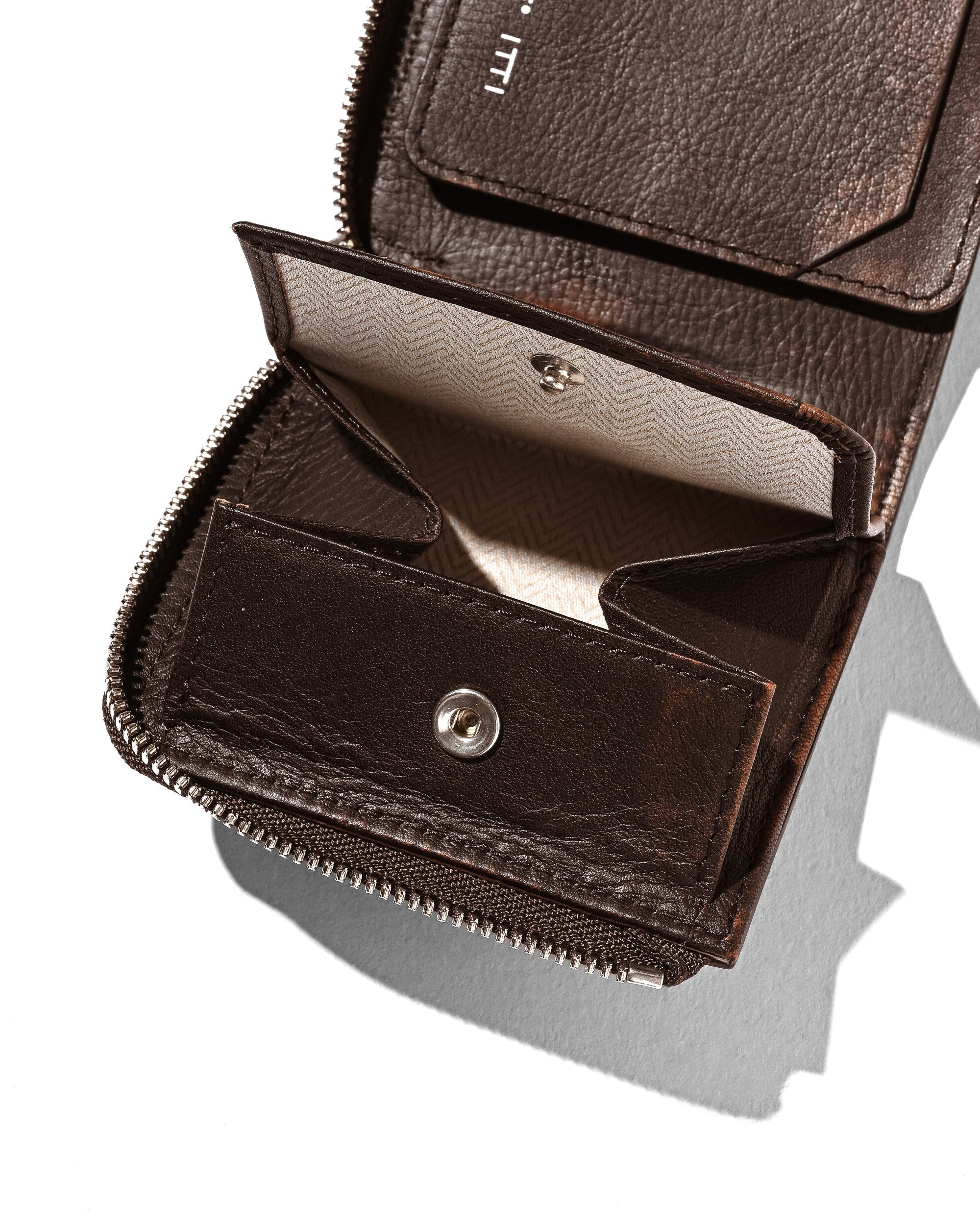 【5.23 SAT 20:00- IN STOCK】【EX.】CRISTY VERY COMPACT WLT (BROWN)