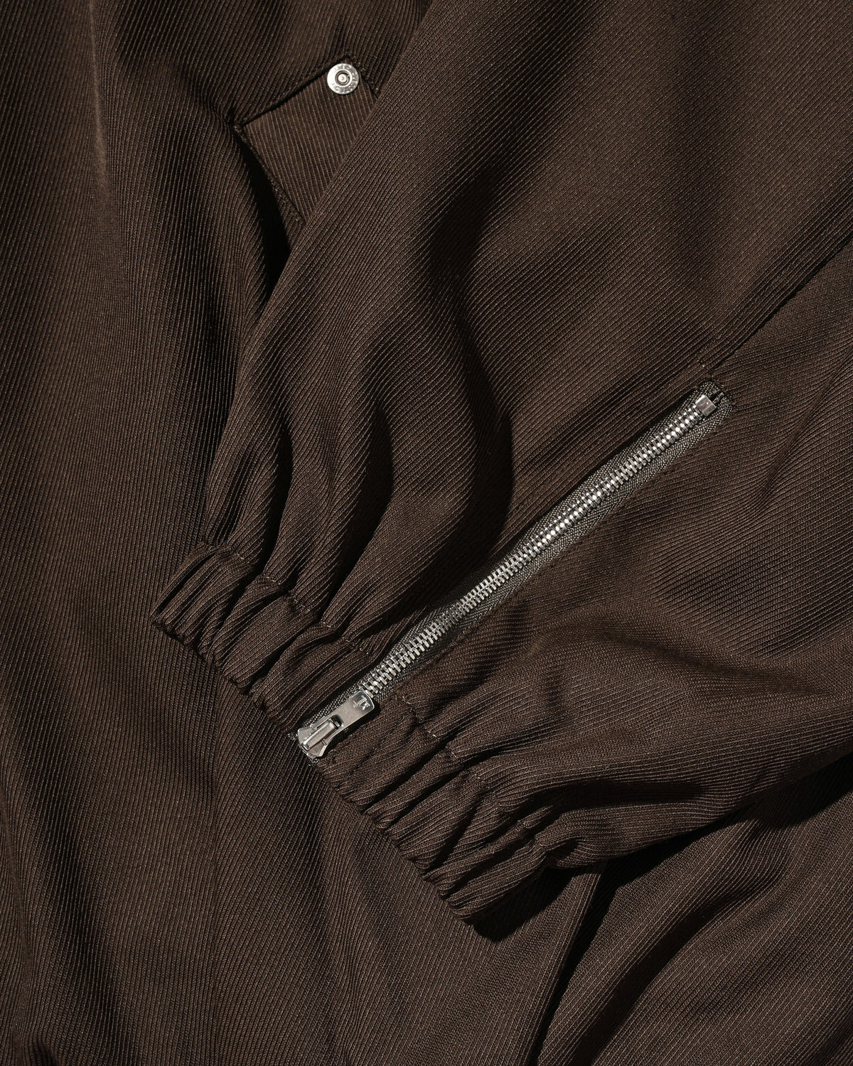 【10.7 WED 20:00- IN STOCK】 WOOL KERSEY CITY UTILITY BALLOON JACKET (BROWN)