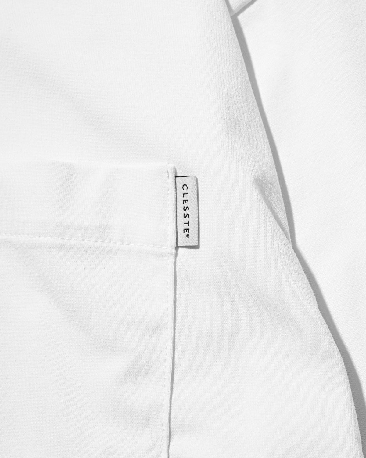 【10.17 SAT 20:00- IN STOCK】 TECH POCKET L/S T-SHIRT (WHITE)