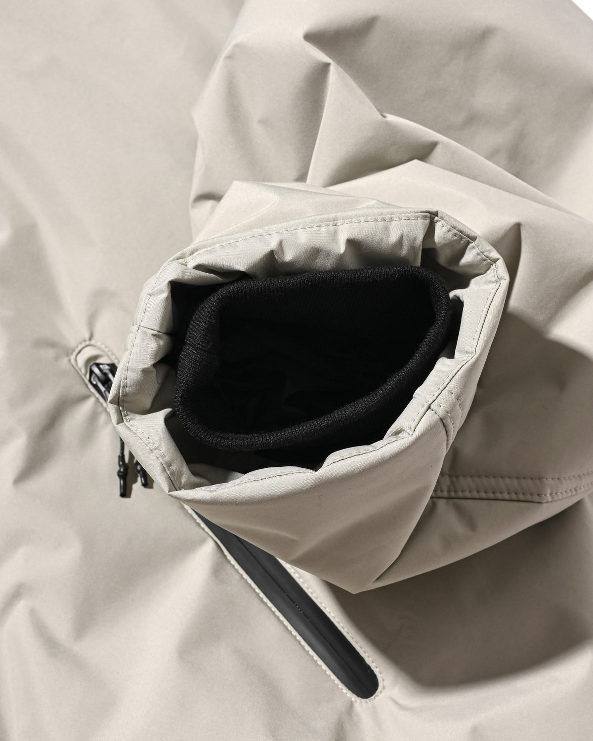 【10.28 WED 20:00- IN STOCK】 +phenix WINDSTOPPER® by GORE-TEX LABS CITY UTILITY INSULATED JACKET TYPE 1 (SOFT GREIGE)