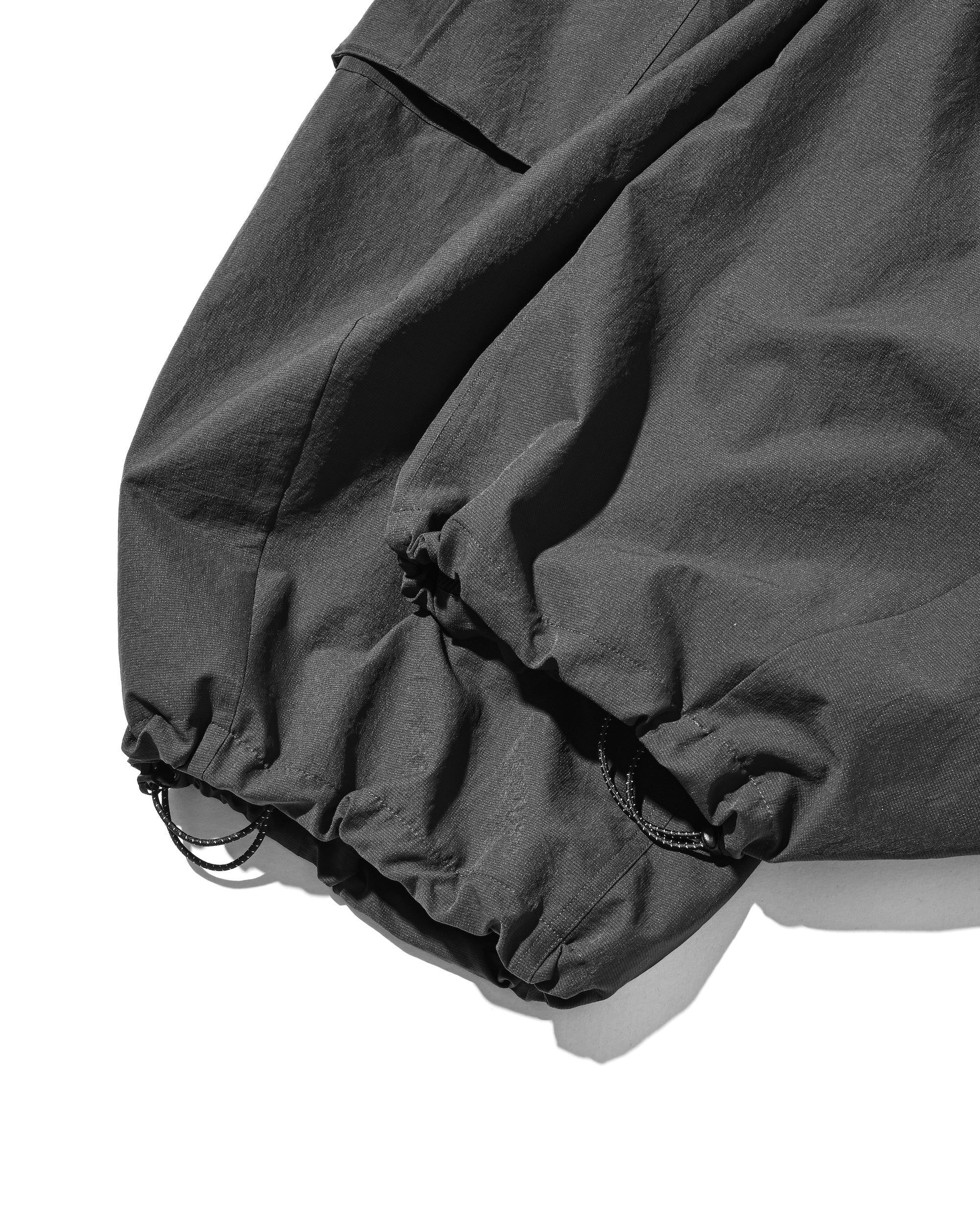 COOL DOTS®︎ MEGA POCKET BALLOON CARGO PANTS (CHARCOAL)