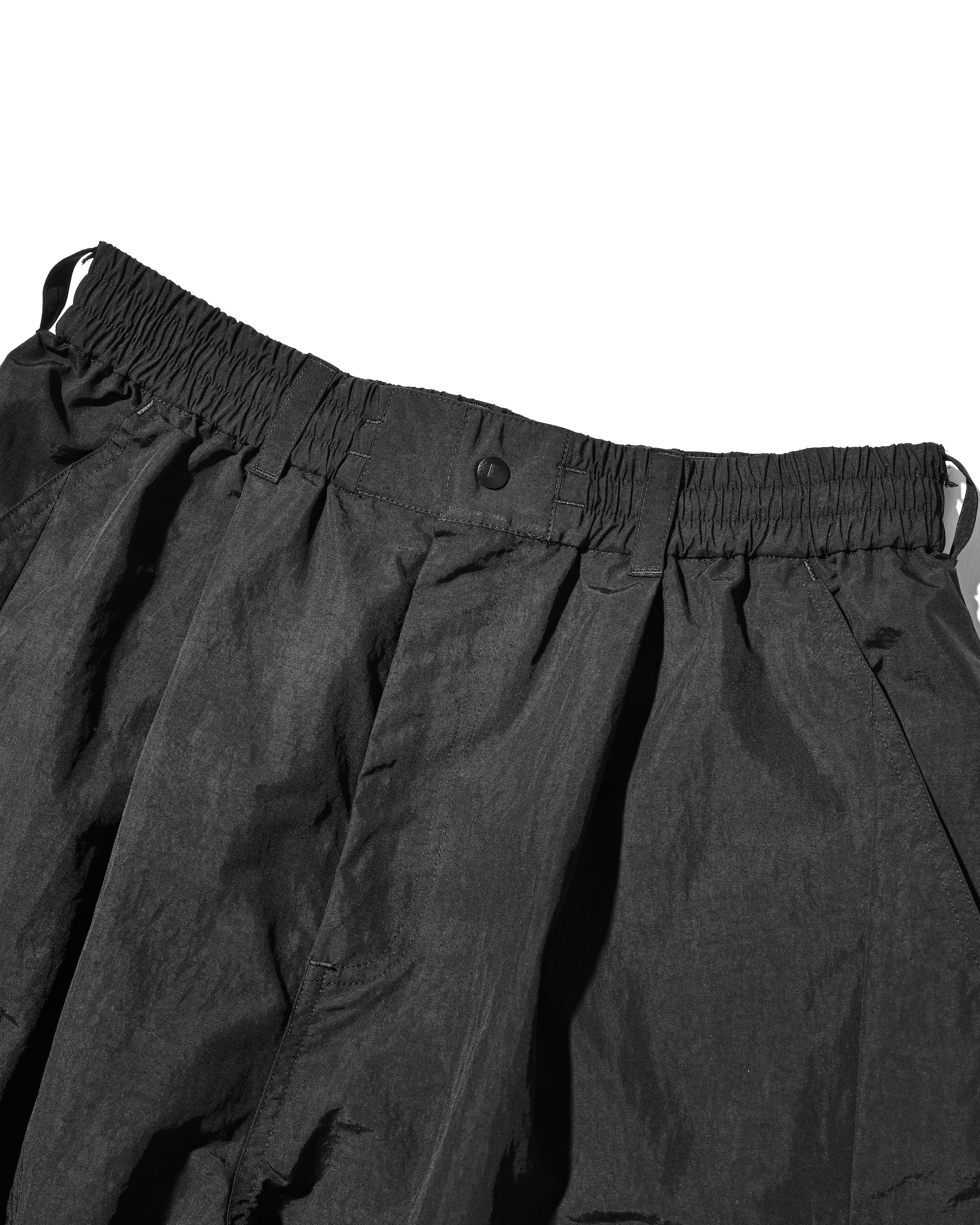 【3.11 WED 20:00- IN STOCK】ACTIVE CITY MEGA POCKET BALLOON CARGO PANTS (BLACK)