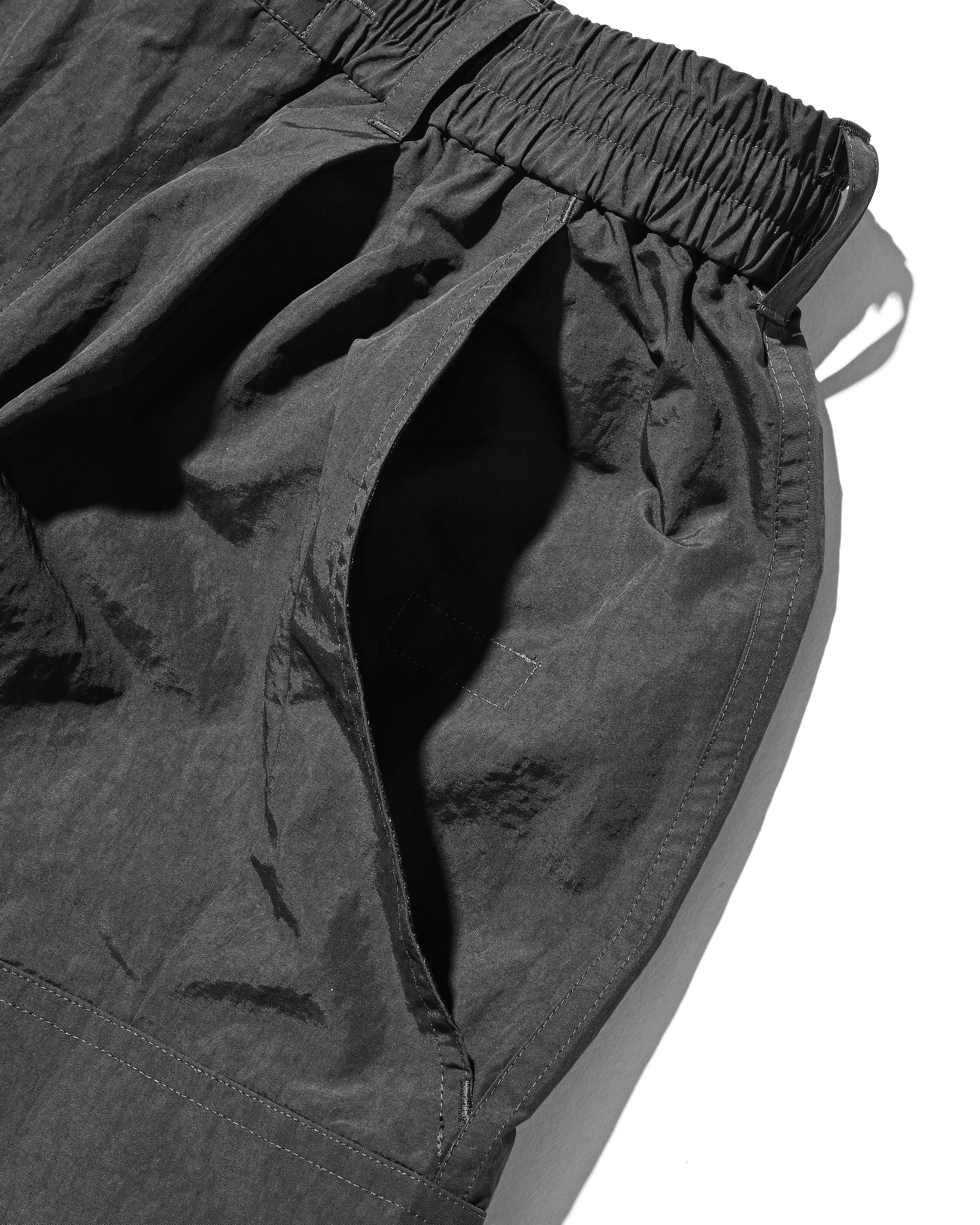 【3.11 WED 20:00- IN STOCK】ACTIVE CITY MEGA POCKET BALLOON CARGO PANTS (GRAY)