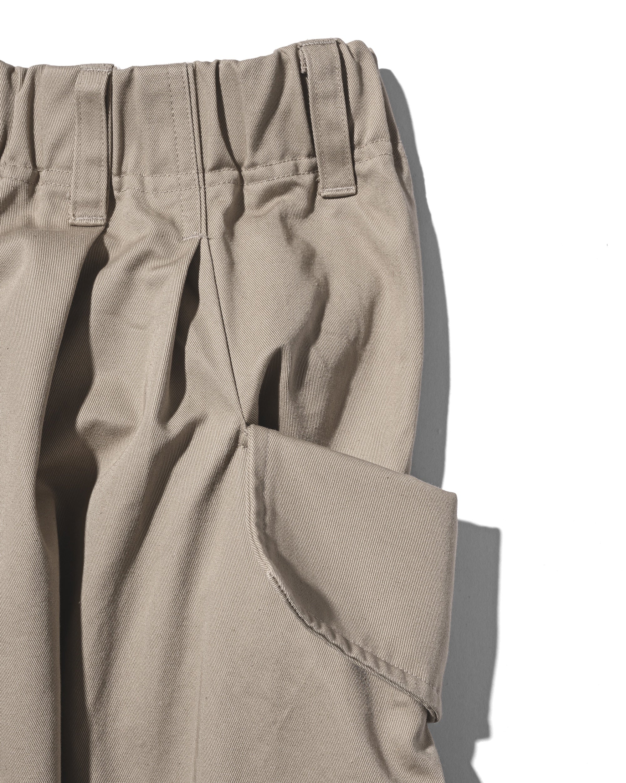 【3.14 SAT 20:00- IN STOCK】FLAP WIDE BALLOON HALF PANTS (GREIGE)