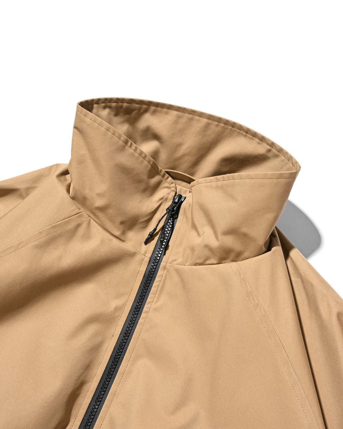 【10.17 SAT 20:00- IN STOCK】 +phenix WINDSTOPPER® by GORE-TEX LABS TWILL CITY STAND BALLOON UTILITY JACKET (CAMEL BEIGE)