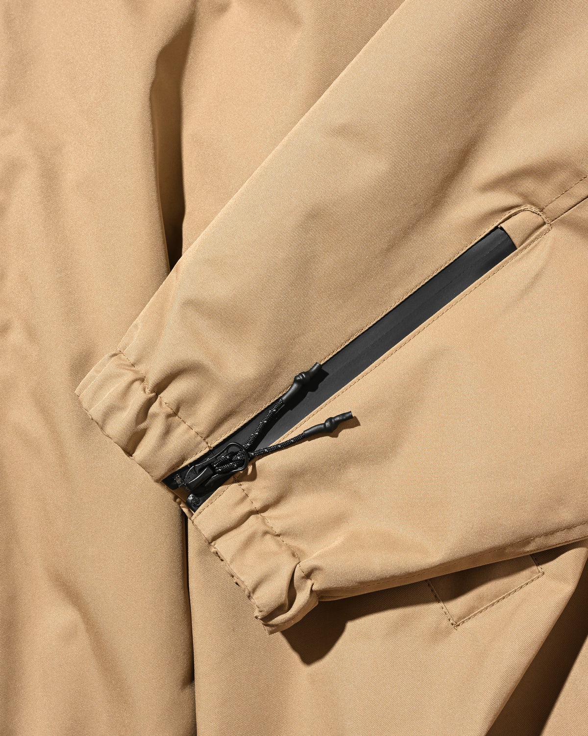 【10.17 SAT 20:00- IN STOCK】 +phenix WINDSTOPPER® by GORE-TEX LABS TWILL CITY STAND BALLOON UTILITY JACKET (CAMEL BEIGE)