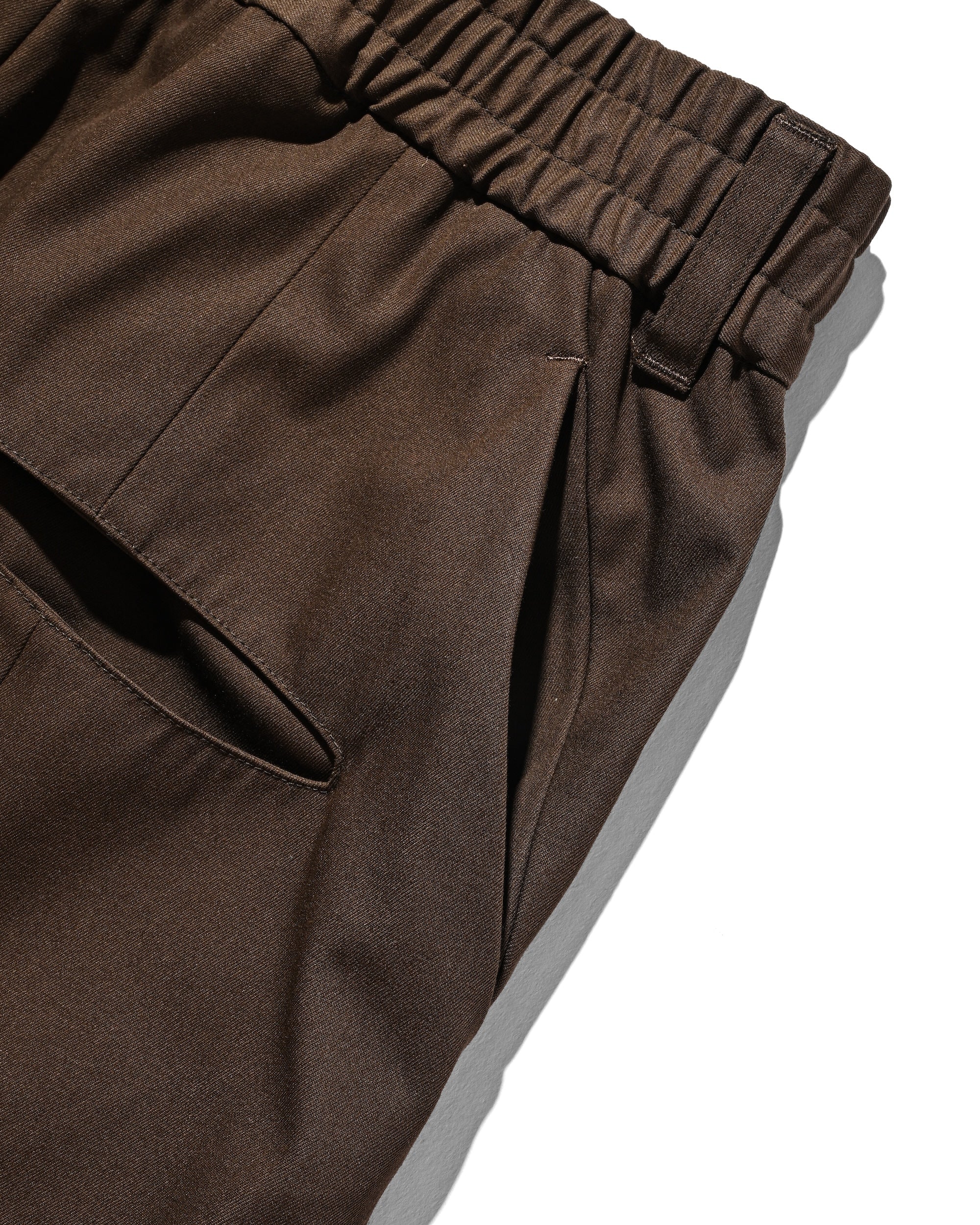 【8.23 SAT 20:00- IN STOCK】FUTURE MASSIVE TWISTED HALF PANTS (BROWN)