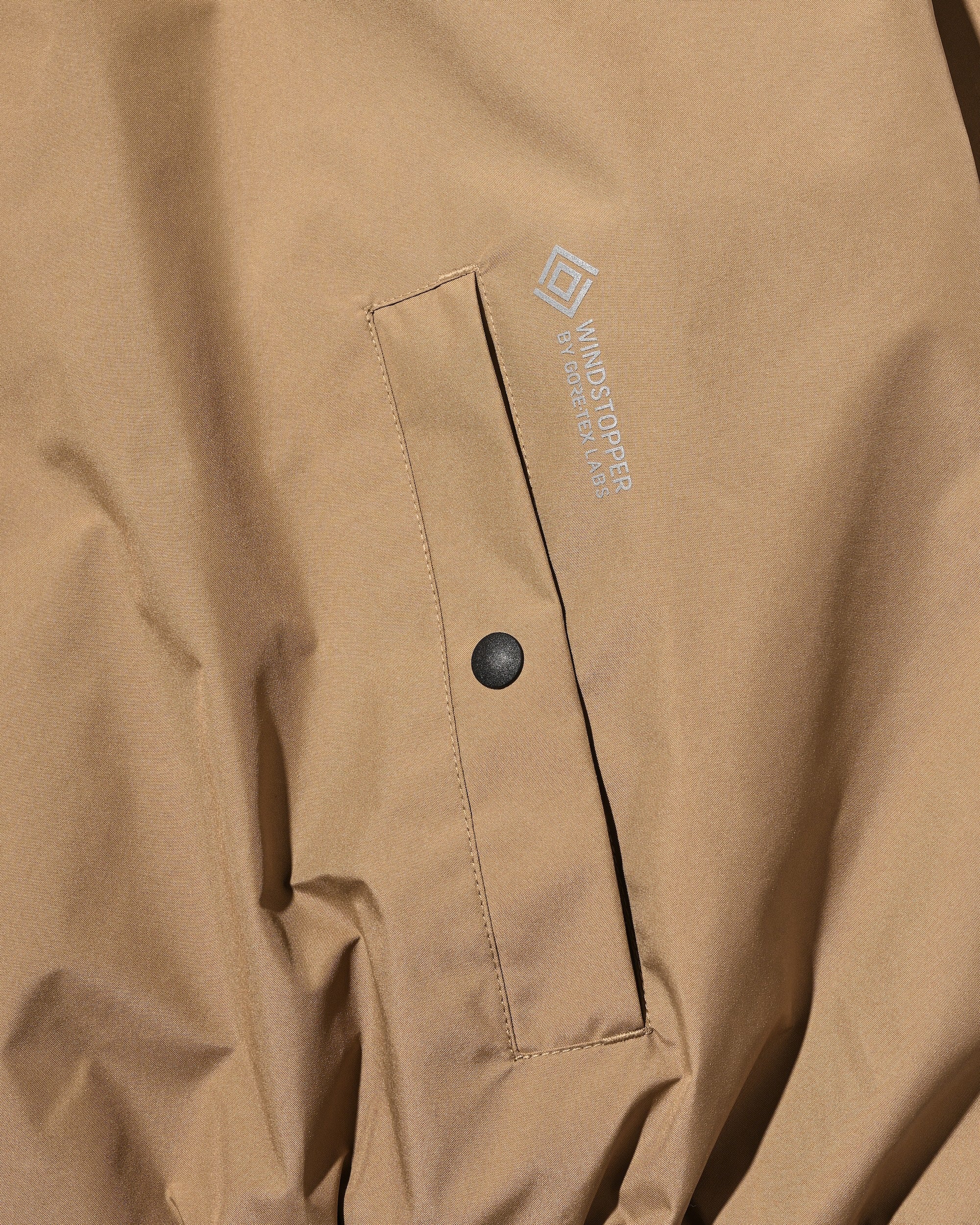 +phenix WINDSTOPPER® by GORE-TEX LABS ACTIVE CITY UTILITY JACKET (CAMEL BEIGE)