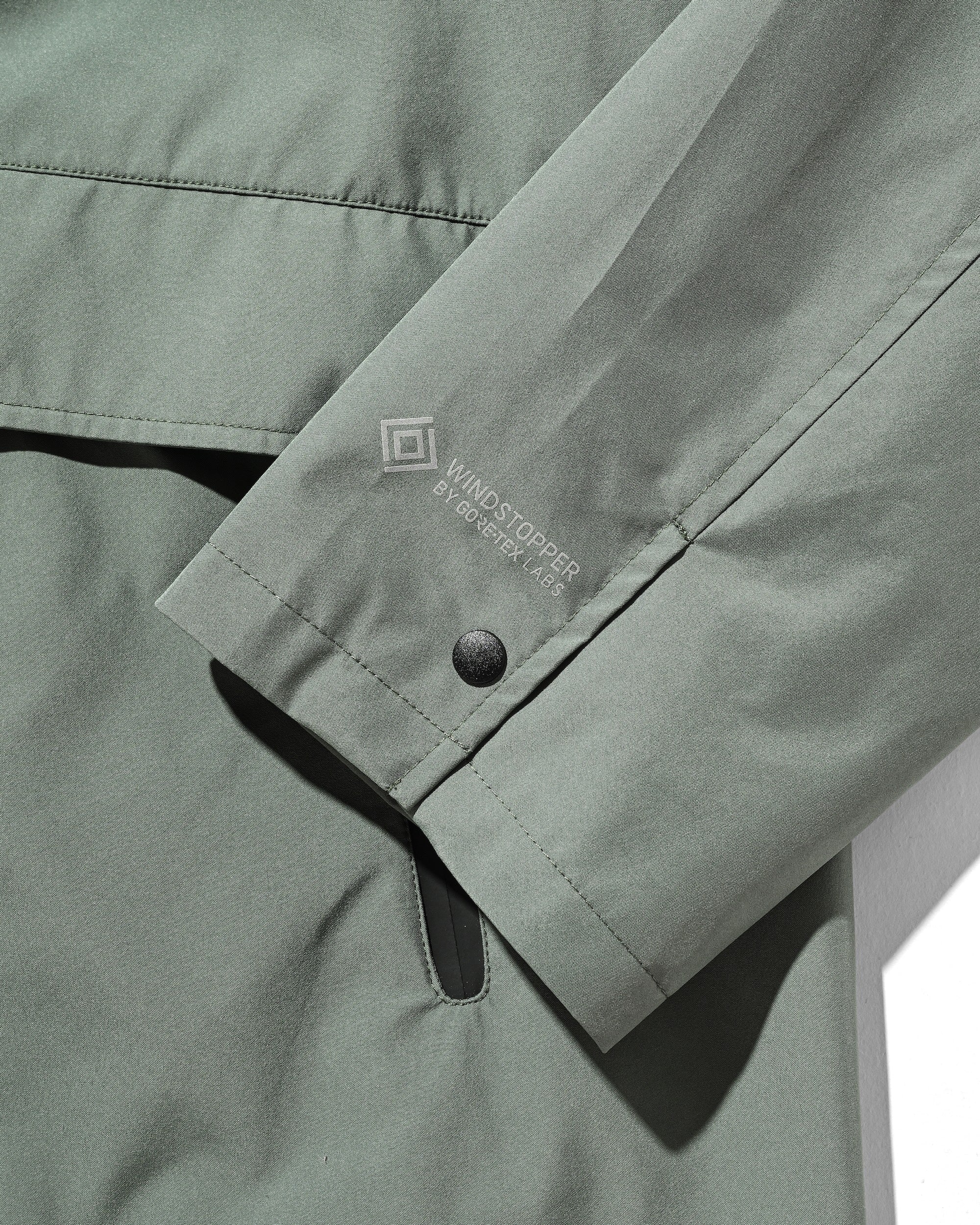 【9.3 WED 20:00- IN STOCK】+phenix WINDSTOPPER® by GORE-TEX LABS ACTIVE CITY STORAGE JACKET (MILITARY GREEN)