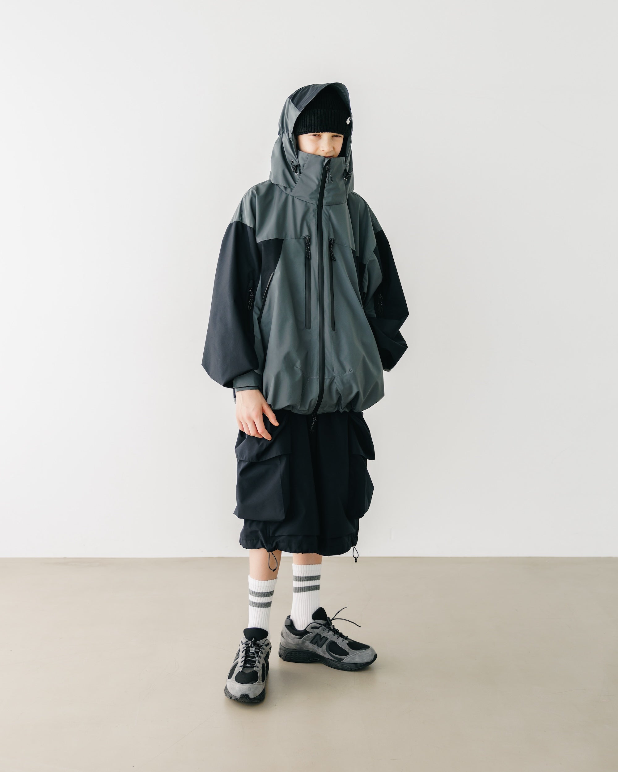 【9.3 WED 20:00- IN STOCK】+phenix WINDSTOPPER® by GORE-TEX LABS CITY MOUNTAIN PARKA (GRAPHAITE GRAY×BLACK)