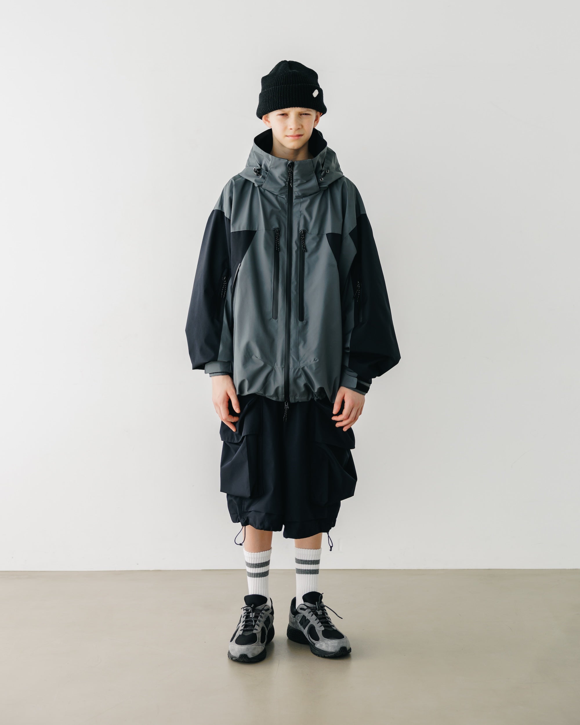 【9.3 WED 20:00- IN STOCK】+phenix WINDSTOPPER® by GORE-TEX LABS CITY MOUNTAIN PARKA (GRAPHAITE GRAY×BLACK)