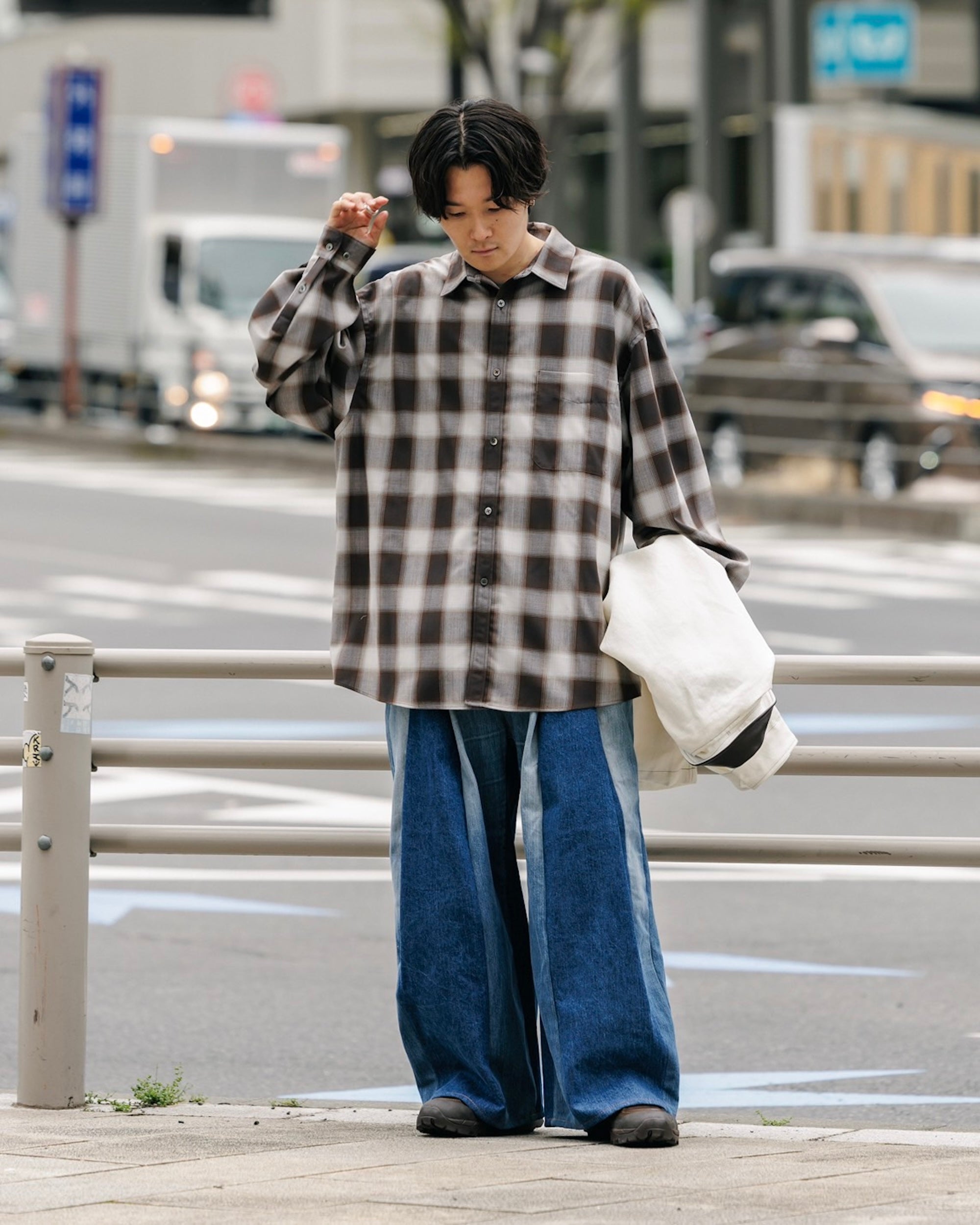 巨大的针织长/秒衬衫